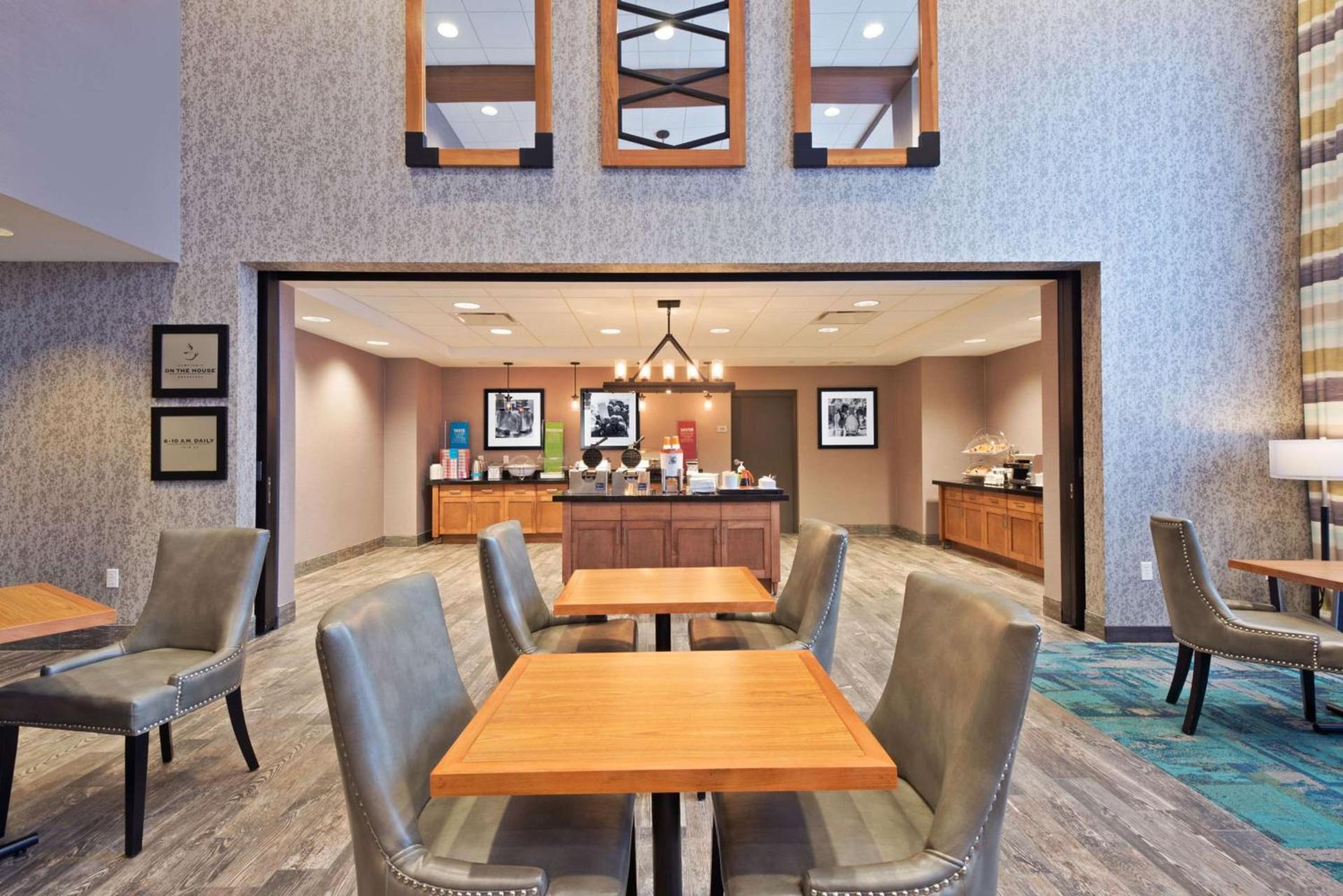 Hampton Inn & Suites North Huntingdon-Irwin, PA photo 13
