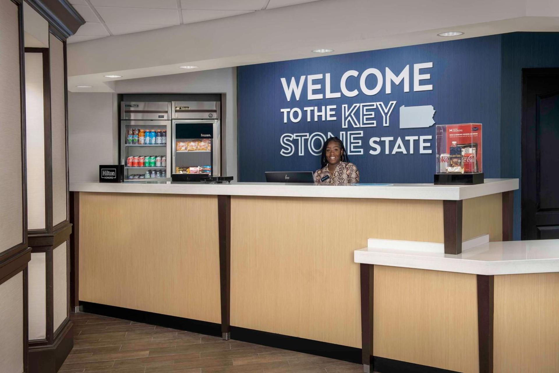 Hampton Inn Pittsburgh-Monroeville photo 8