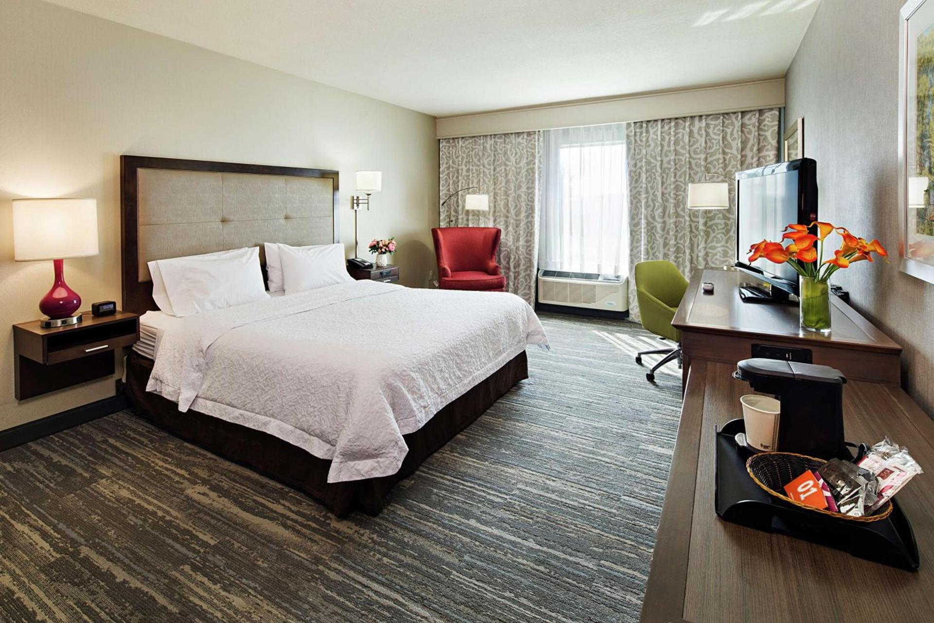 Hampton Inn & Suites Palm Desert photo 27