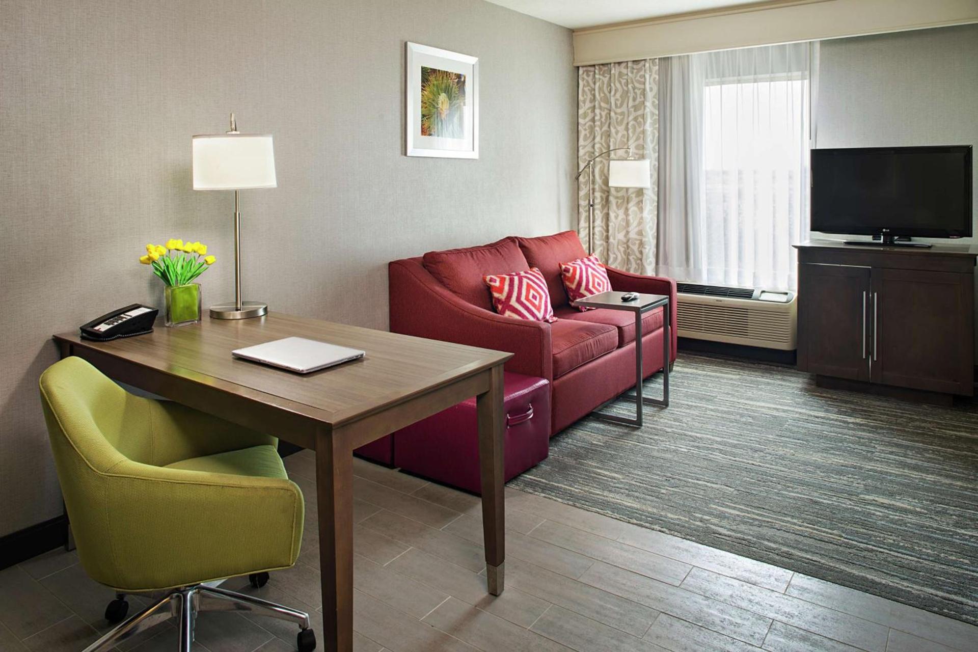 Hampton Inn & Suites Palm Desert photo 29