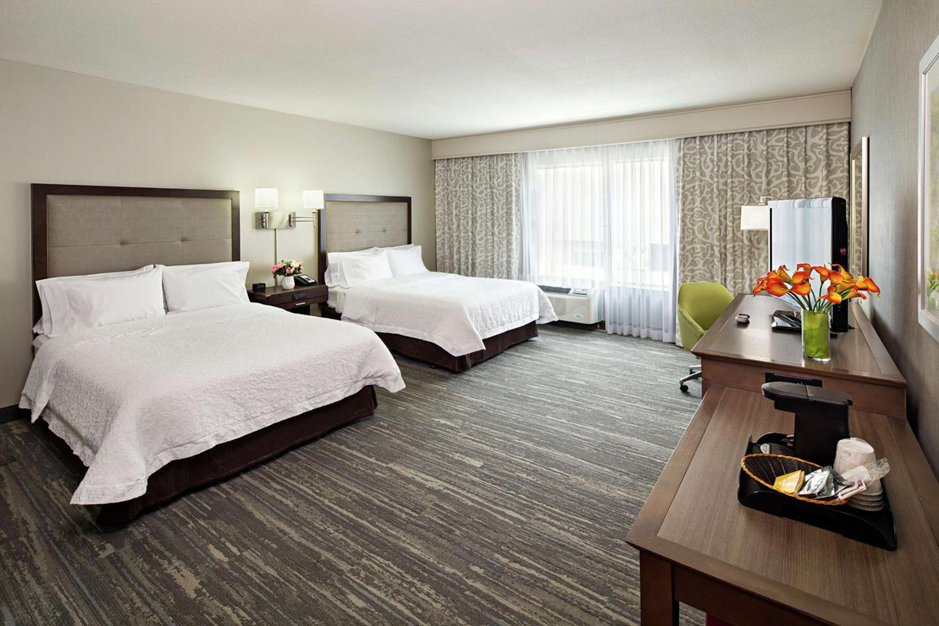 Hampton Inn & Suites Palm Desert photo 36