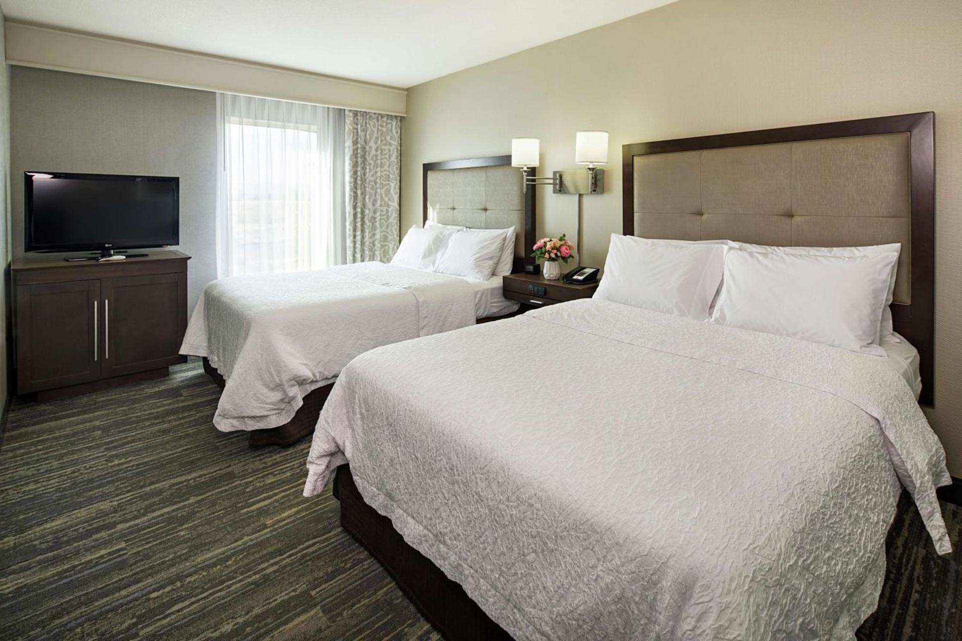 Hampton Inn & Suites Palm Desert photo 40