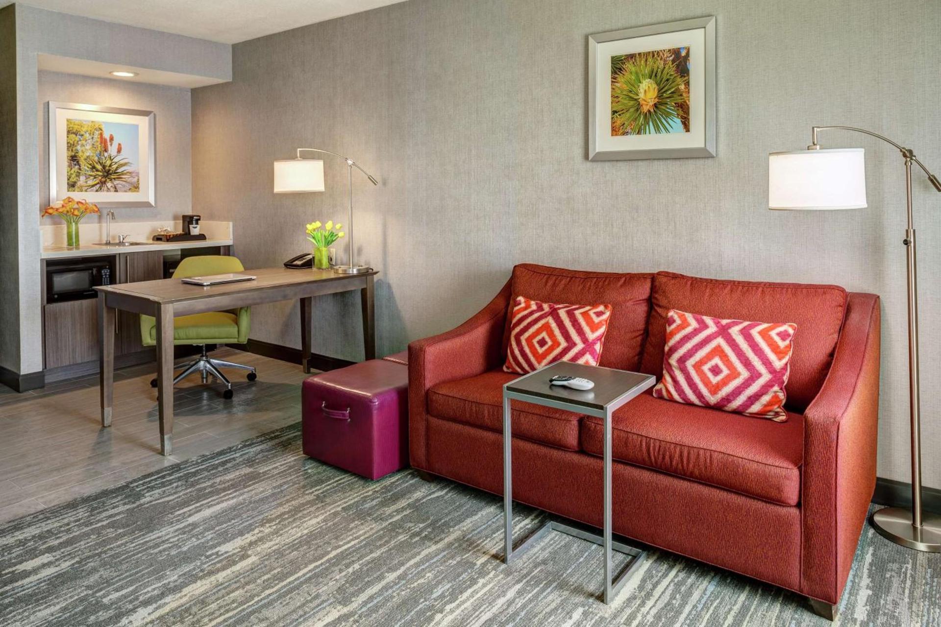 Hampton Inn & Suites Palm Desert photo 43