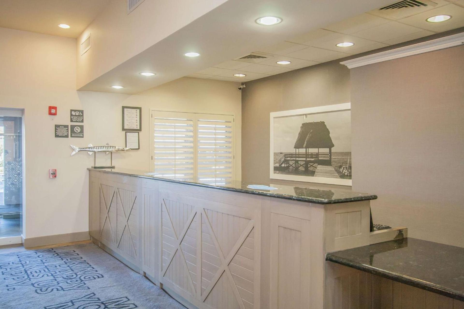 Hampton Inn Pensacola Beach photo 7
