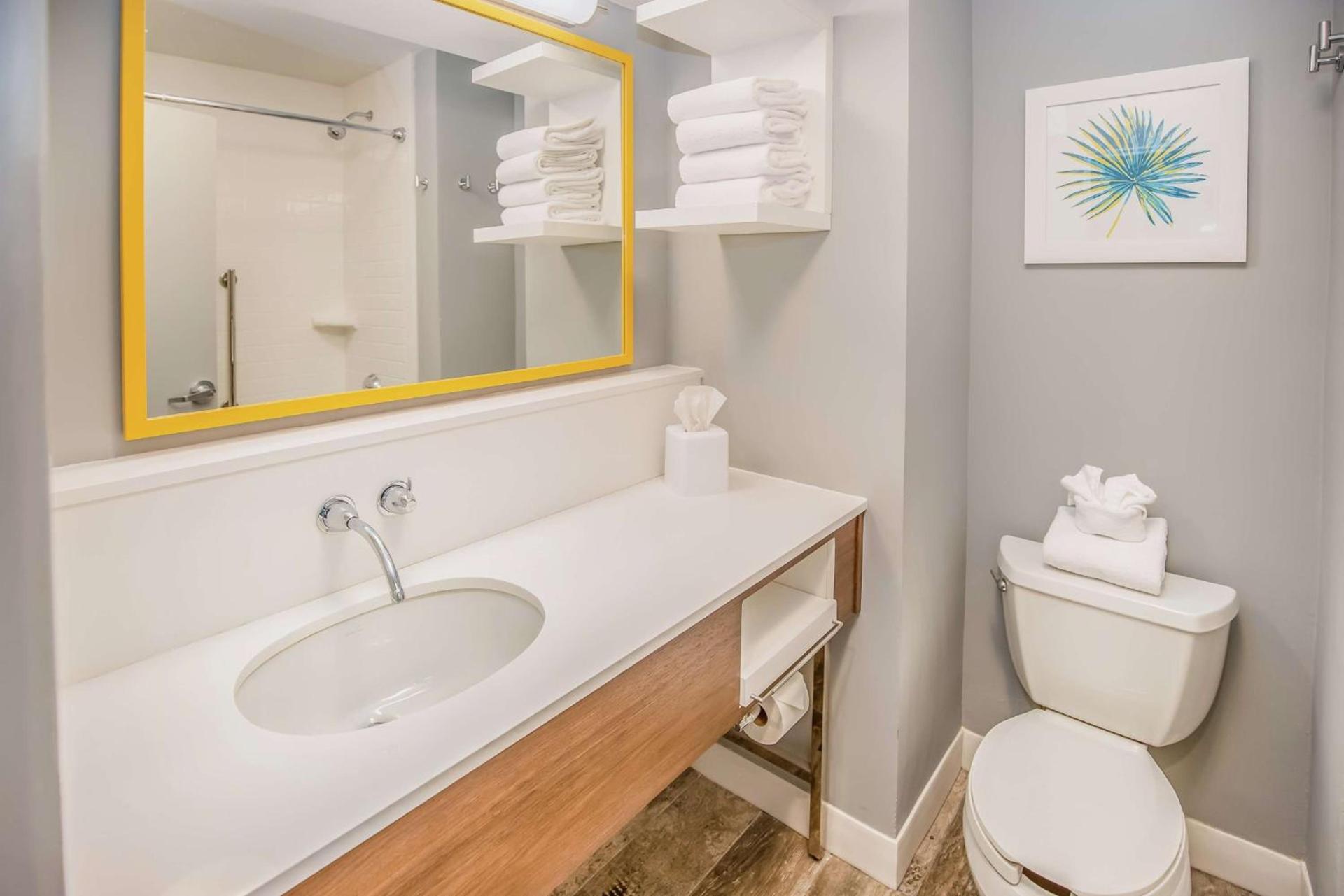 Hampton Inn Pensacola Beach photo 23