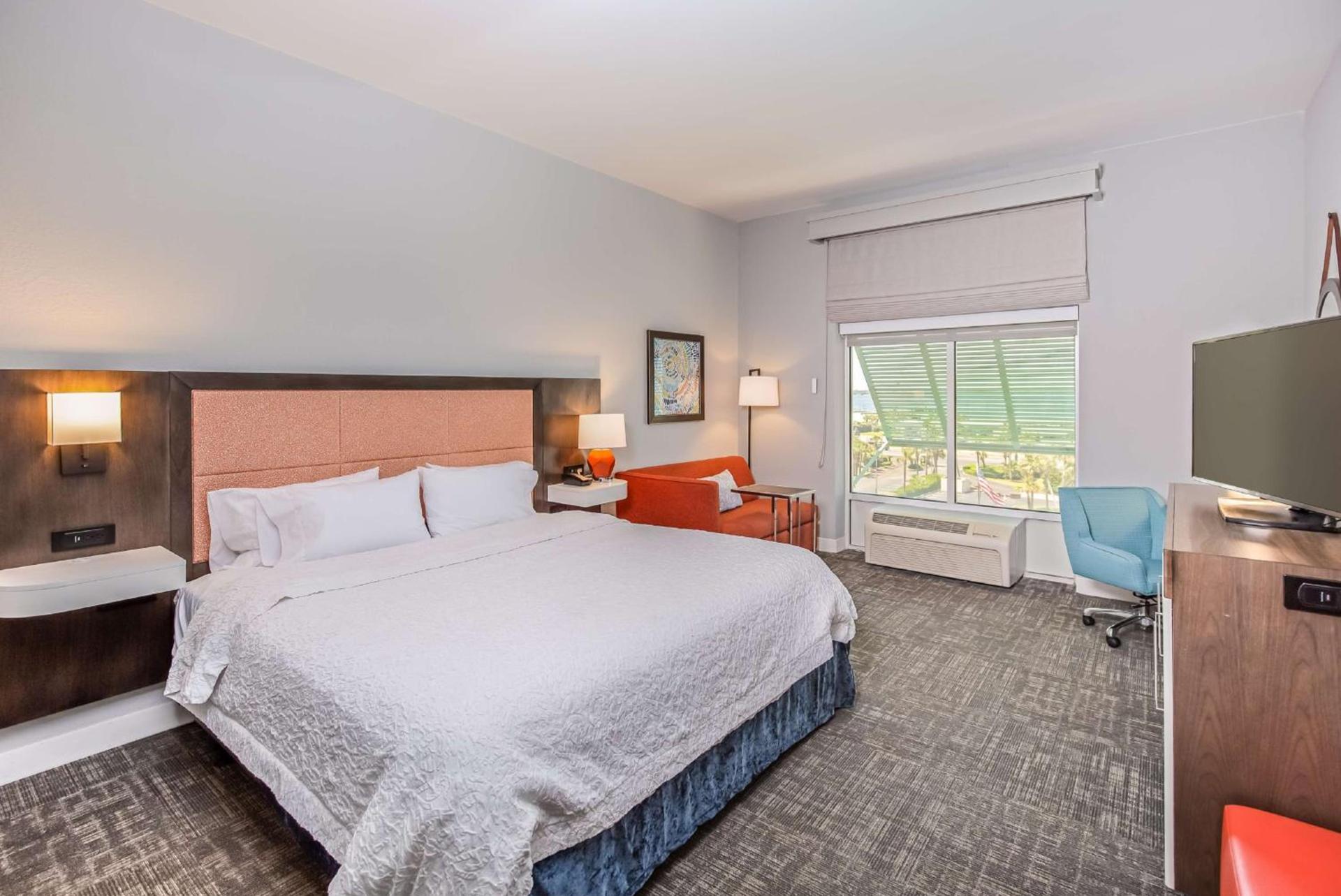 Hampton Inn Pensacola Beach photo 27
