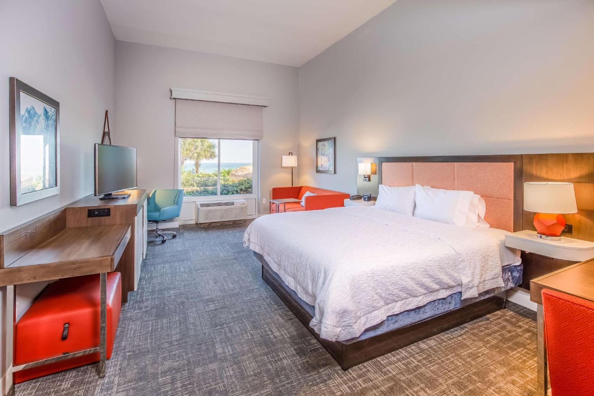 Hampton Inn Pensacola Beach photo 54