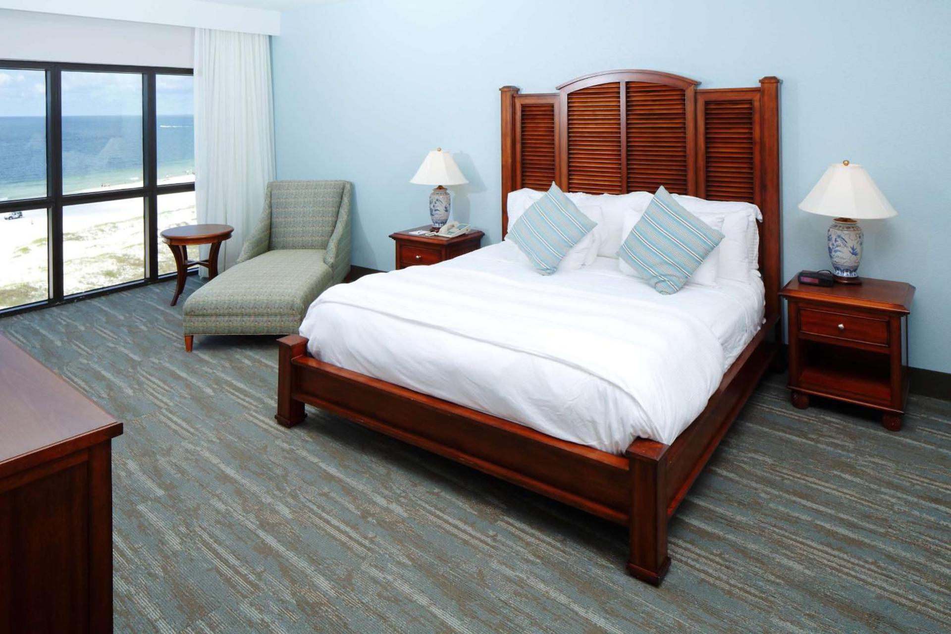 The Island House Hotel a Doubletree by Hilton photo 16