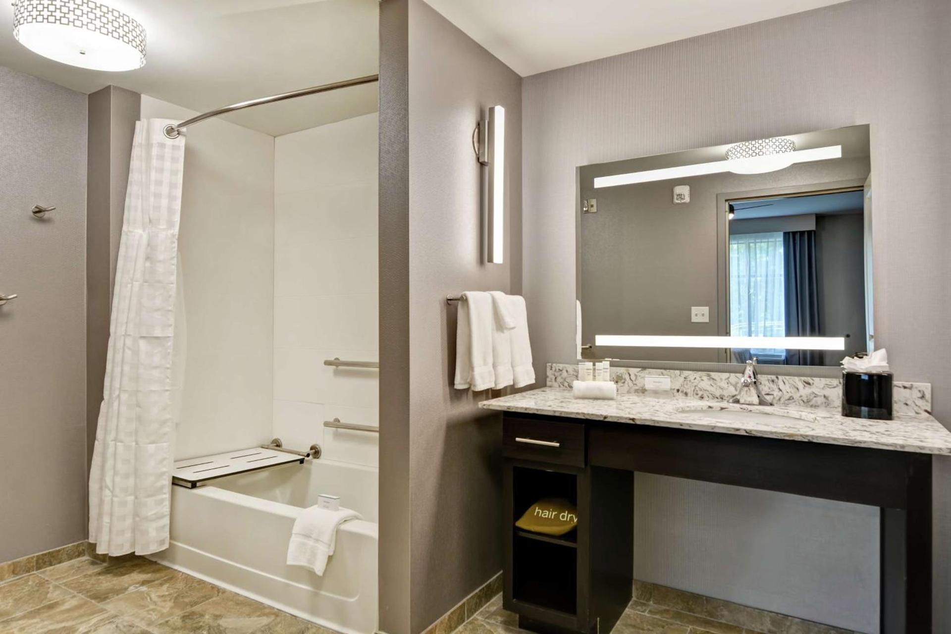 Homewood Suites By Hilton Poughkeepsie photo 28