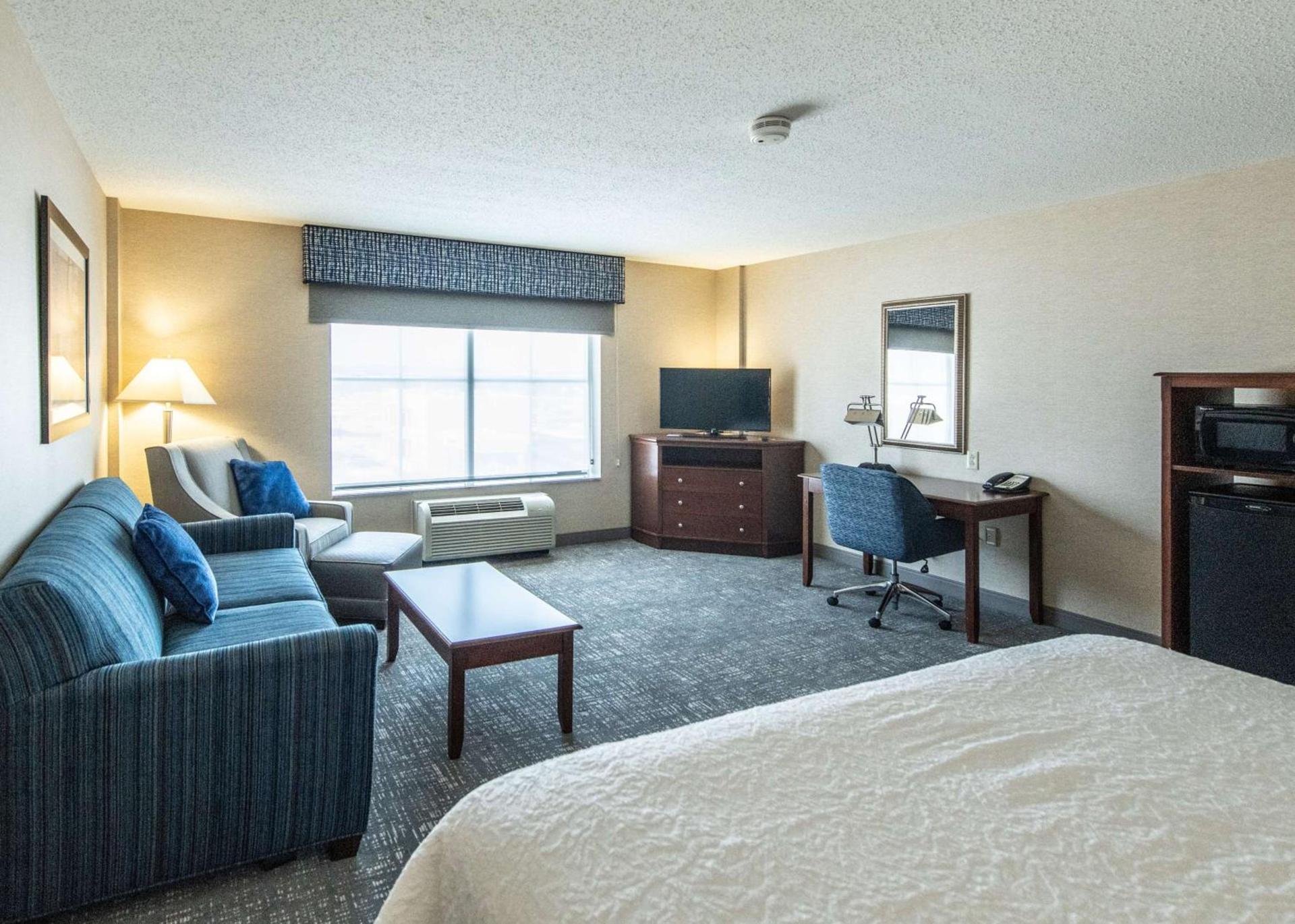 Hampton Inn Presque Isle photo 16