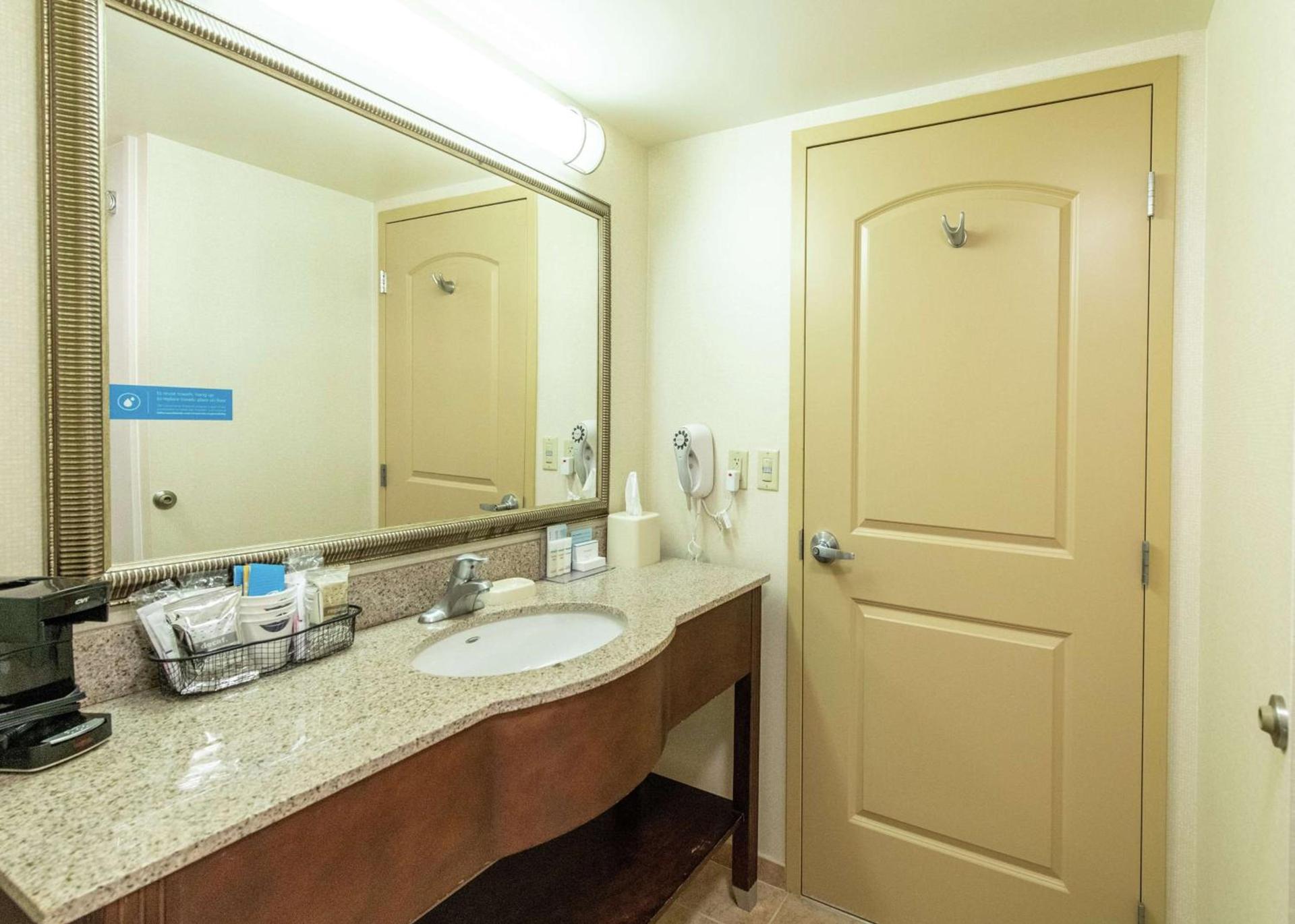Hampton Inn Presque Isle photo 22