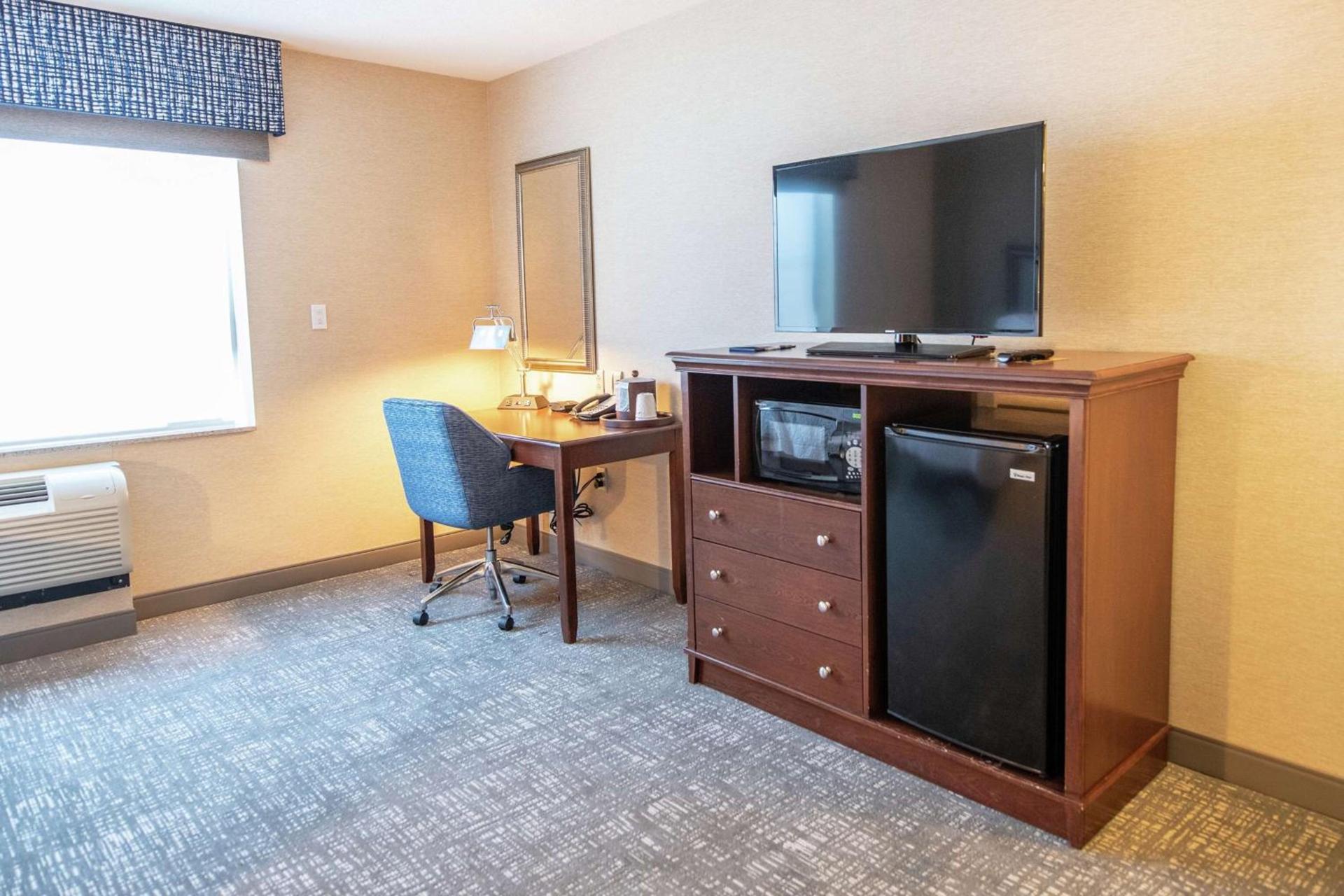 Hampton Inn Presque Isle photo 28