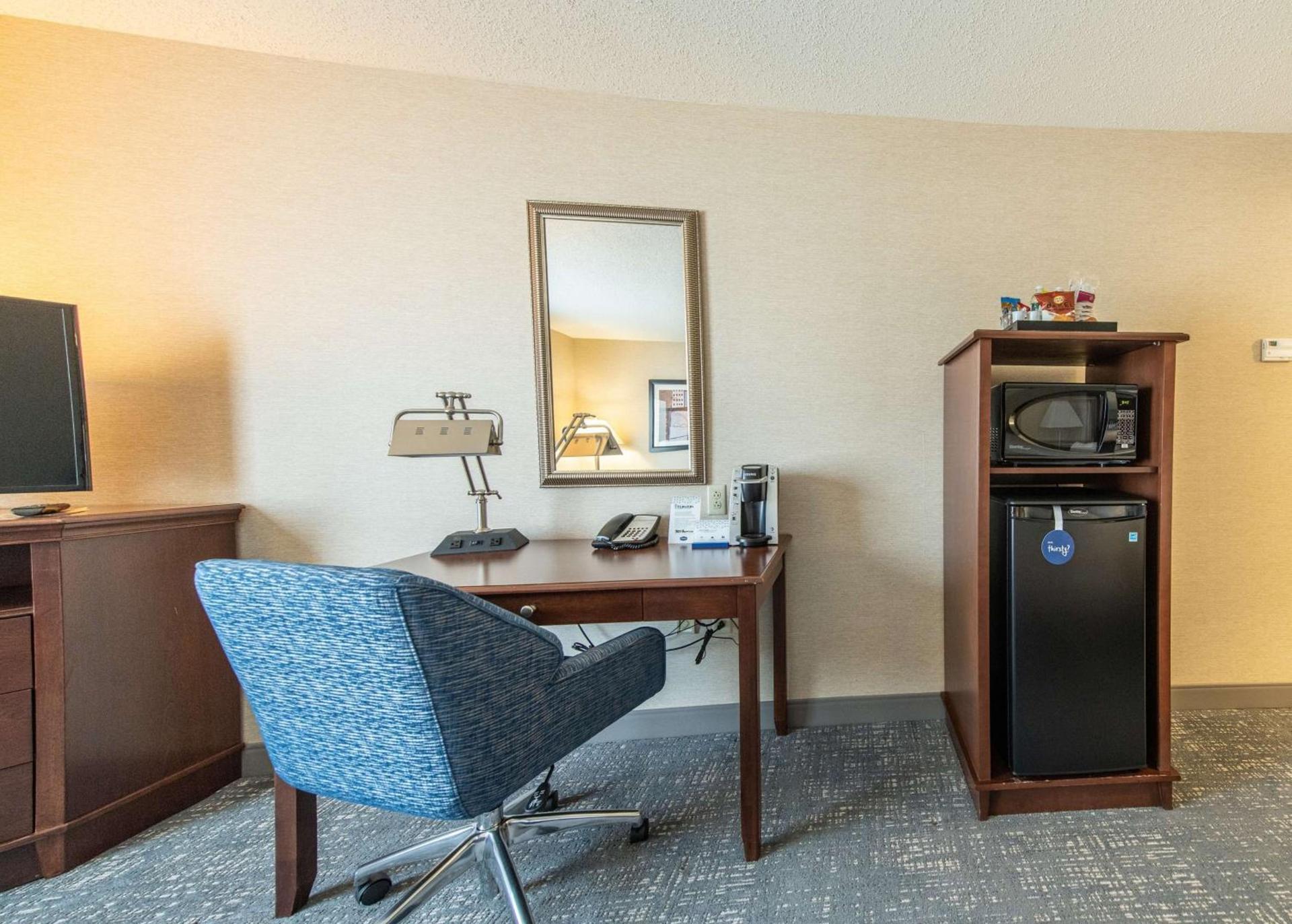 Hampton Inn Presque Isle photo 47