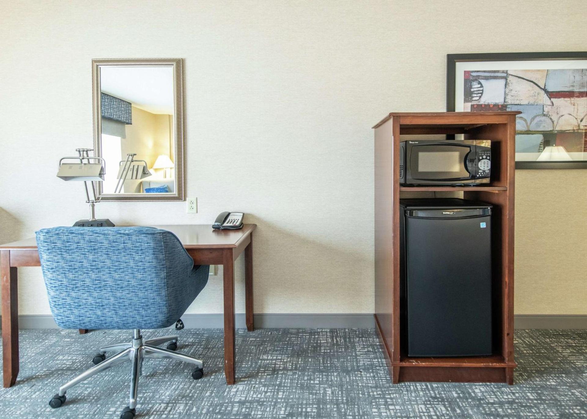 Hampton Inn Presque Isle photo 50
