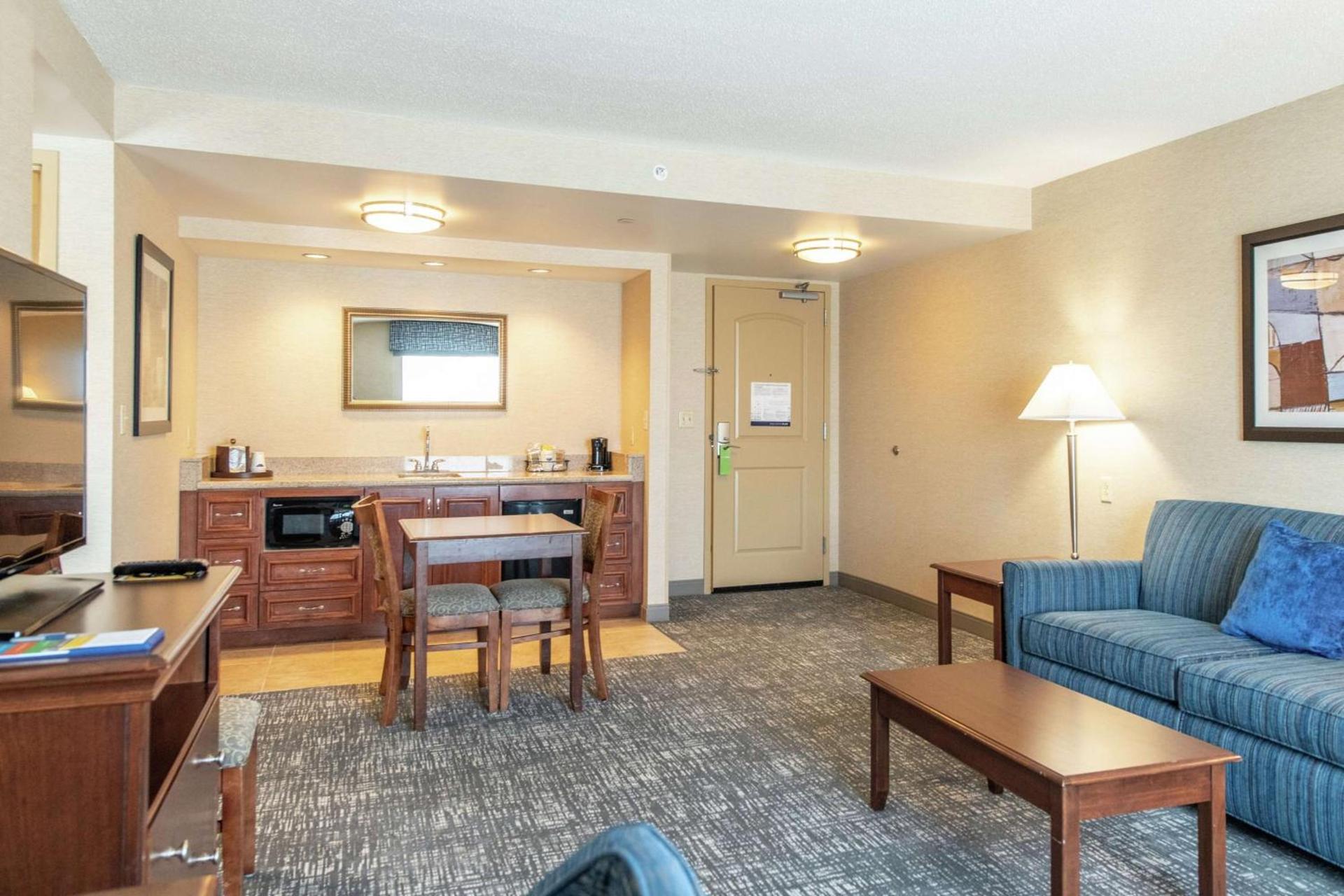 Hampton Inn Presque Isle photo 52