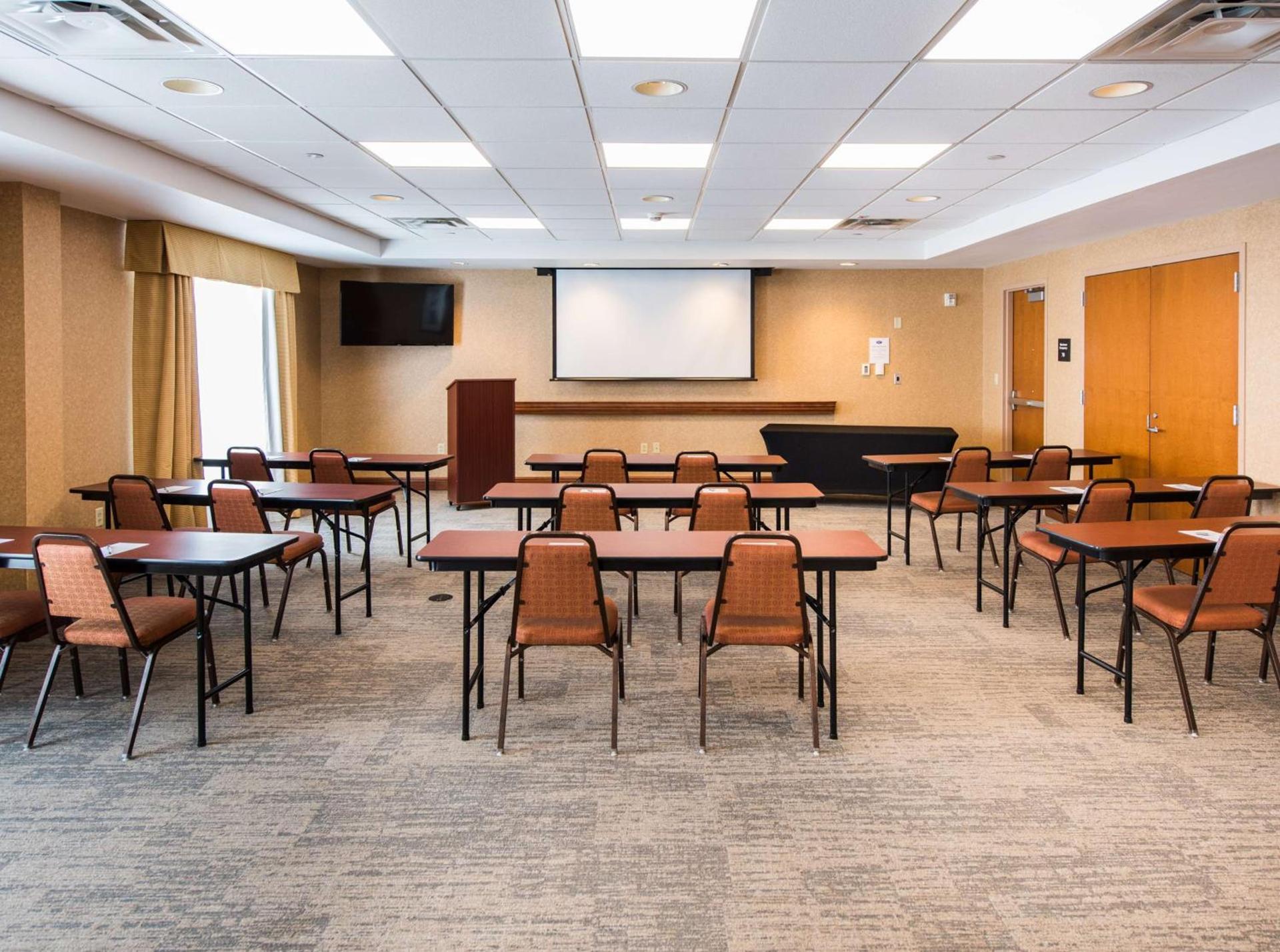 Hampton Inn Presque Isle photo 63