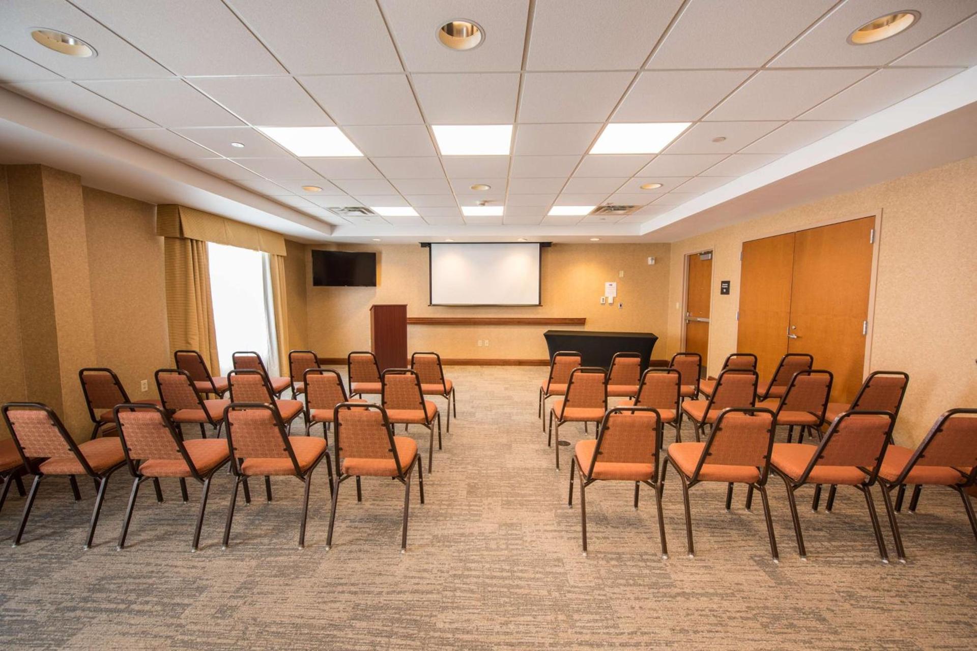Hampton Inn Presque Isle photo 65
