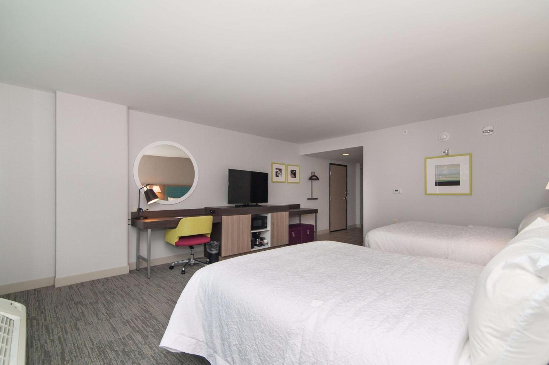 Hampton Inn Norwich photo 32