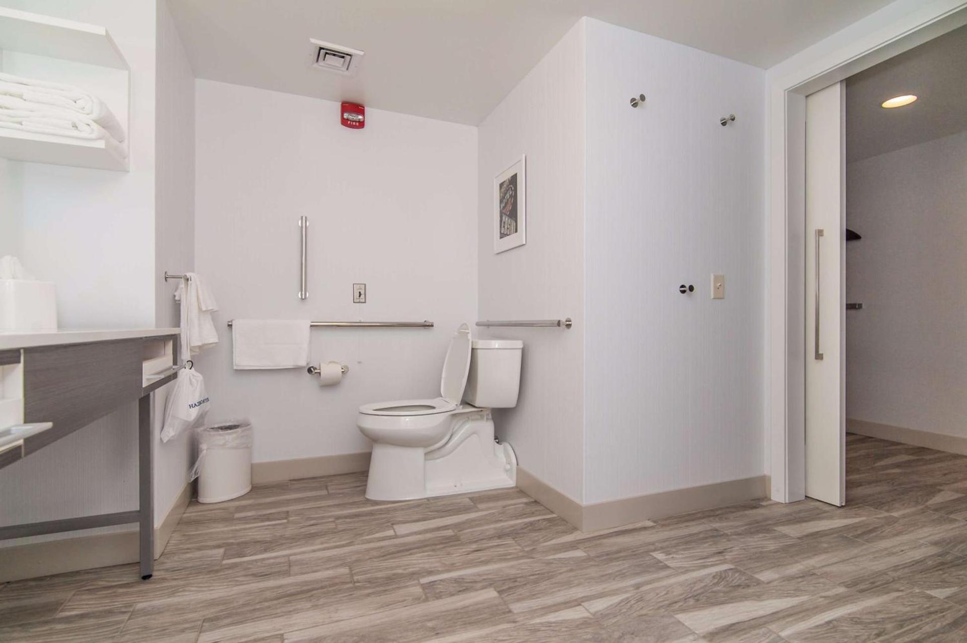 Hampton Inn Norwich photo 47