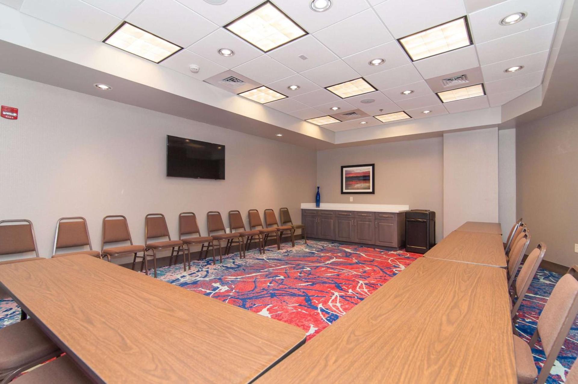 Hampton Inn Norwich photo 50