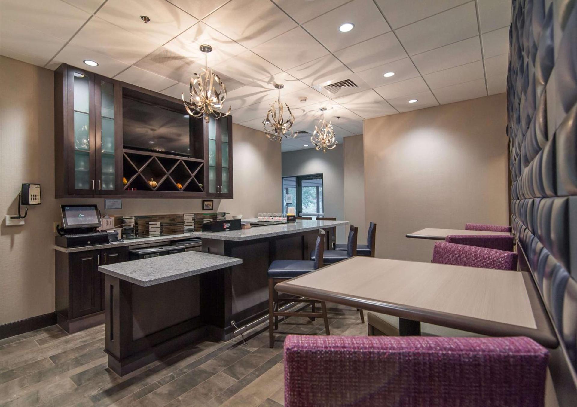 Hampton Inn Norwich photo 53