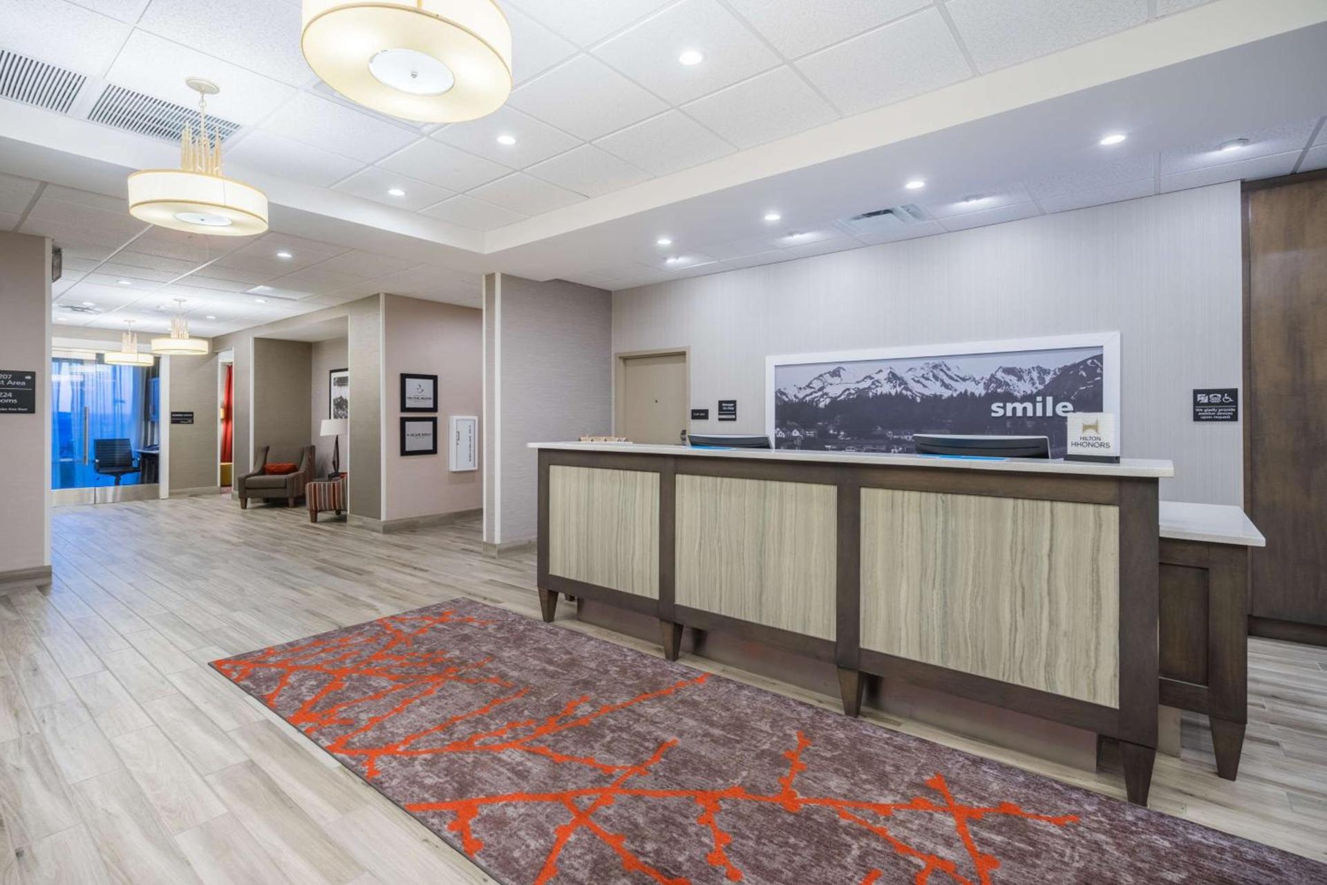 Hampton Inn by Hilton Oxford, ME photo 3