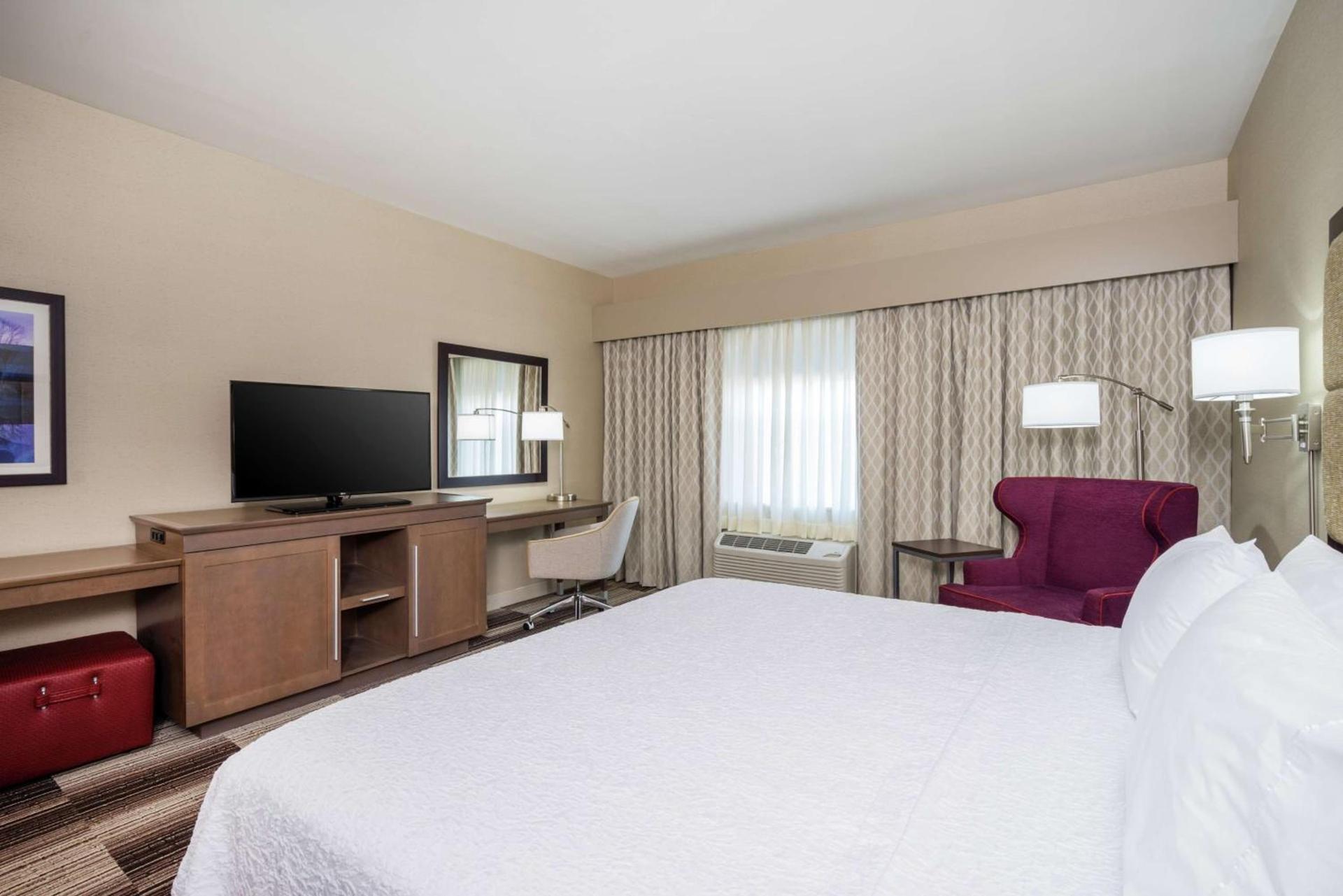 Hampton Inn by Hilton Oxford, ME photo 13