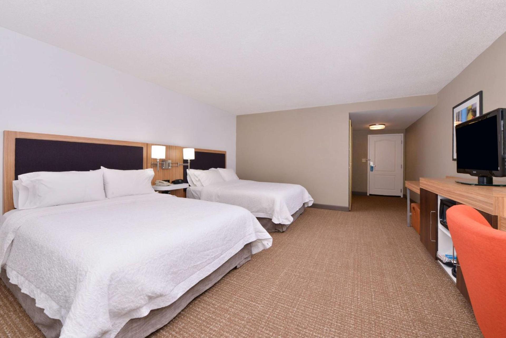 Hampton Inn & Suites by Hilton Plymouth photo 24