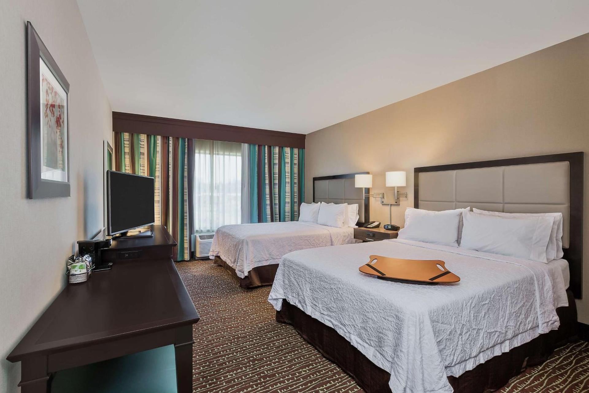 Hampton Inn & Suites Bend photo 32