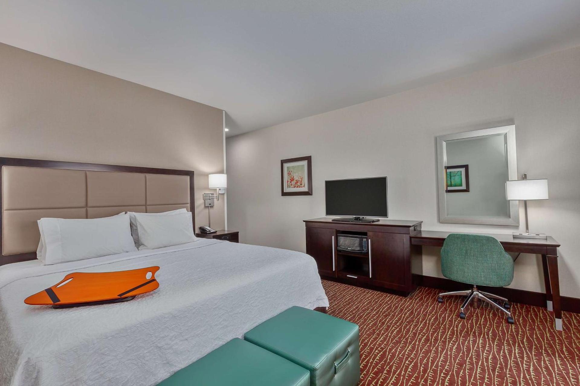 Hampton Inn & Suites Bend photo 34