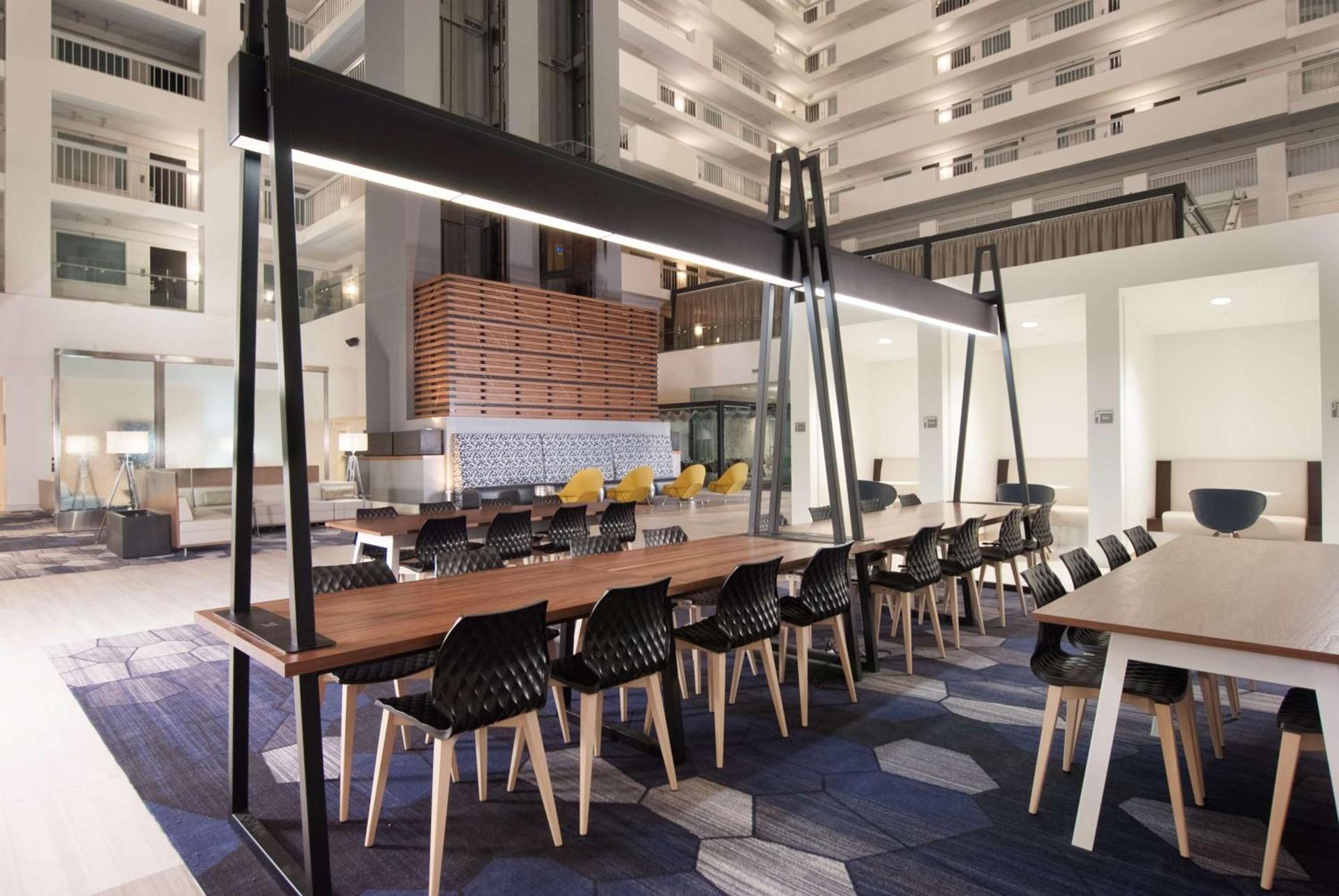 Embassy Suites by Hilton Raleigh Crabtree photo 7