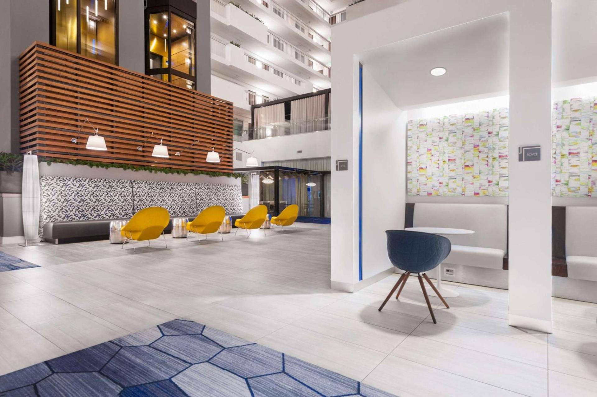 Embassy Suites by Hilton Raleigh Crabtree photo 13