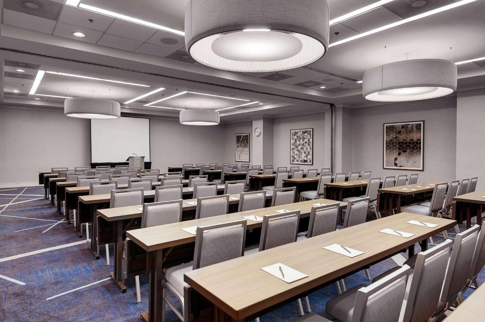Embassy Suites by Hilton Raleigh Crabtree photo 50