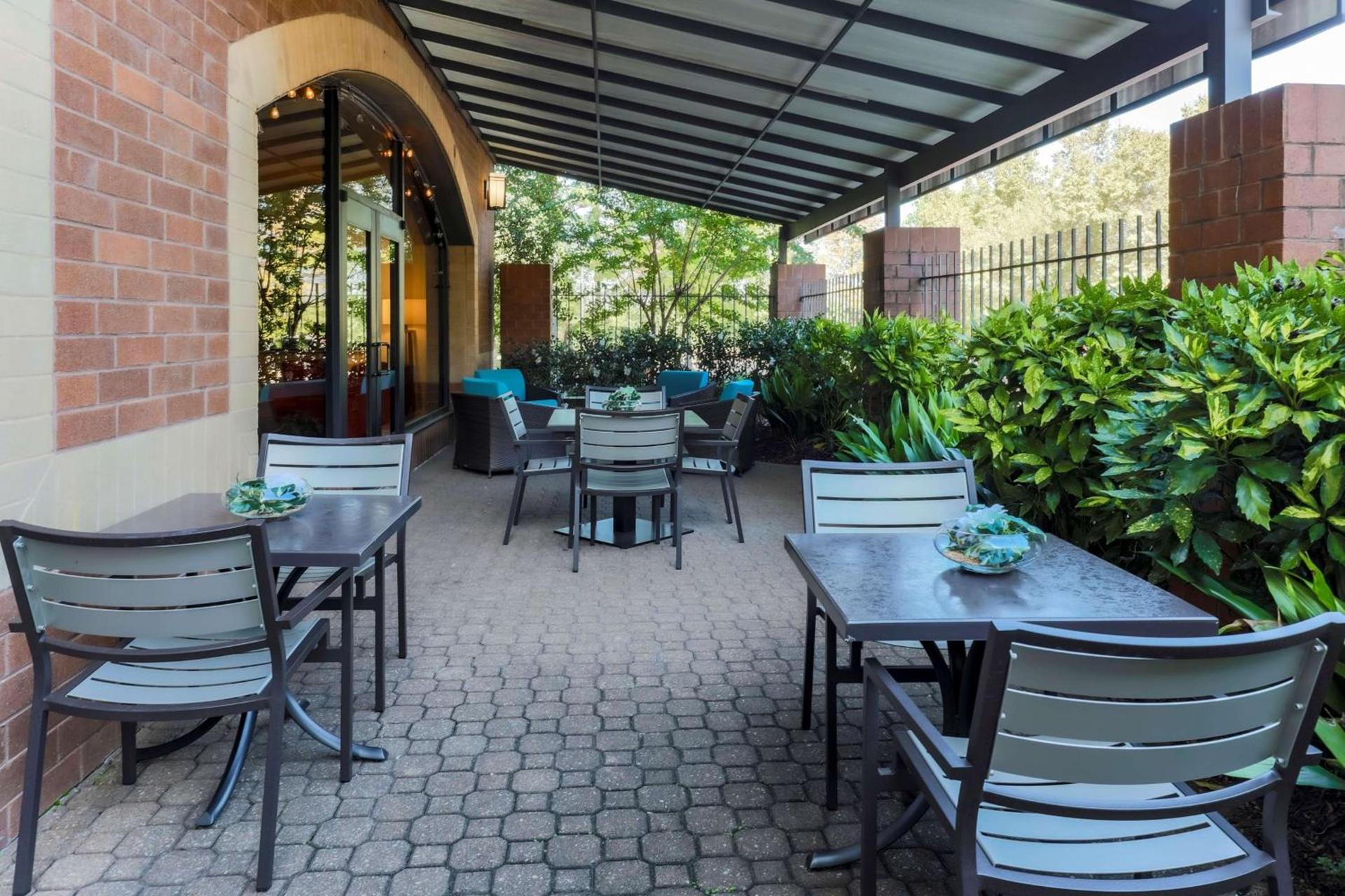 Hilton Garden Inn Raleigh-Durham/Research Triangle Park photo 2