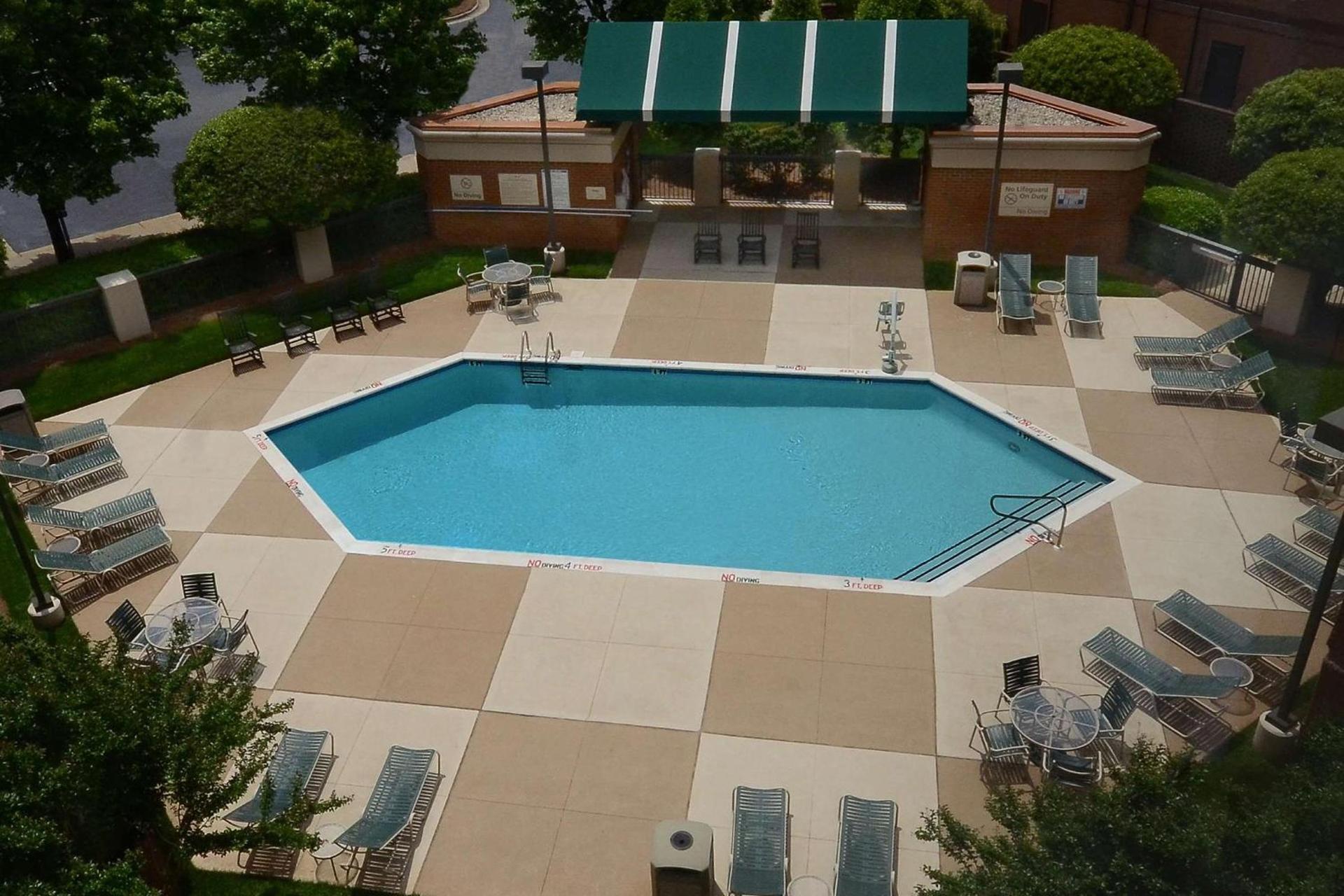 Hampton Inn Raleigh Capital Blvd North photo 6