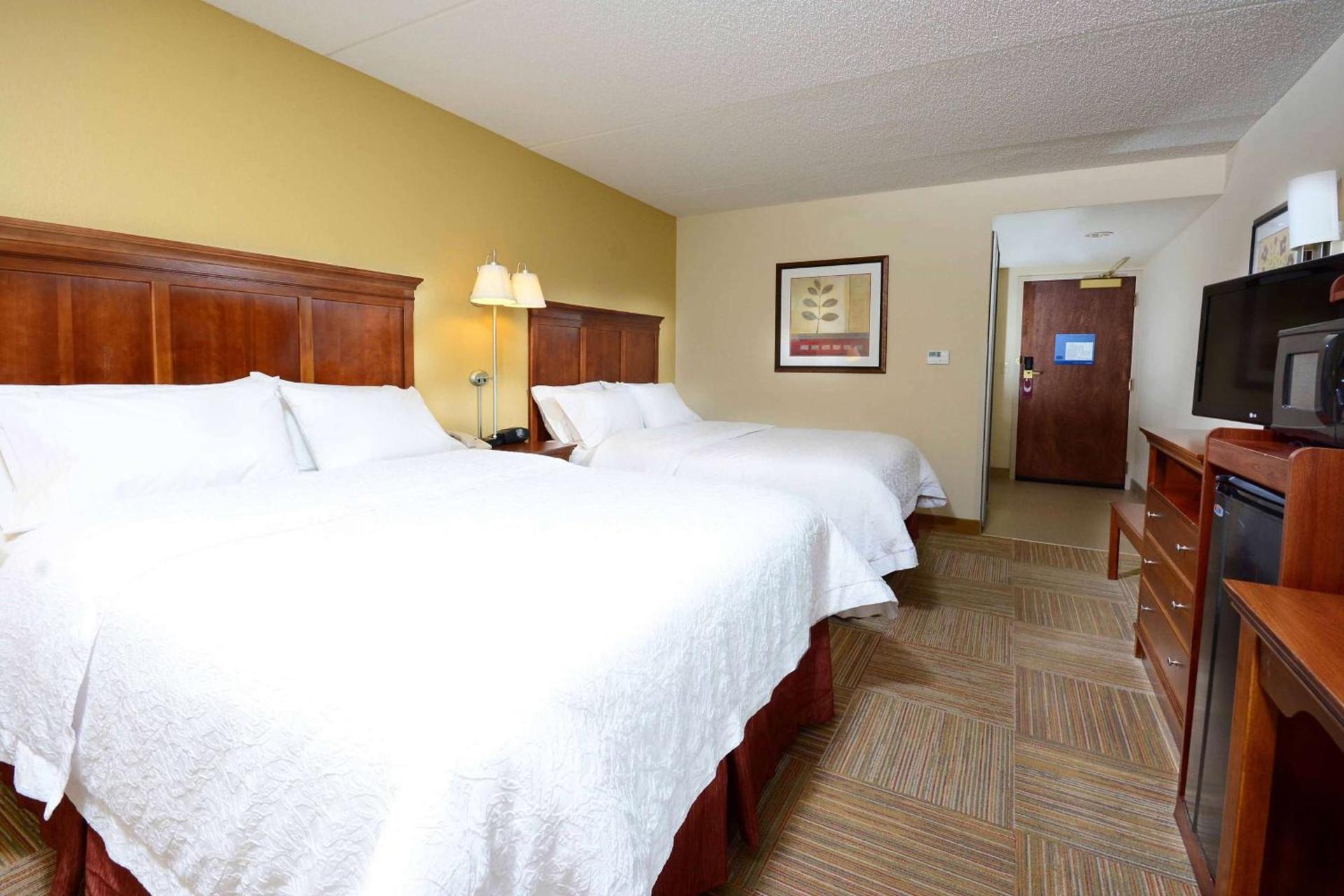 Hampton Inn Raleigh Capital Blvd North photo 21