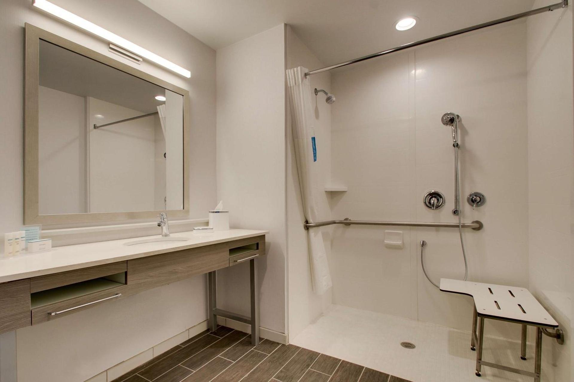 Hampton Inn & Suites By Hilton Knightdale Raleigh photo 30