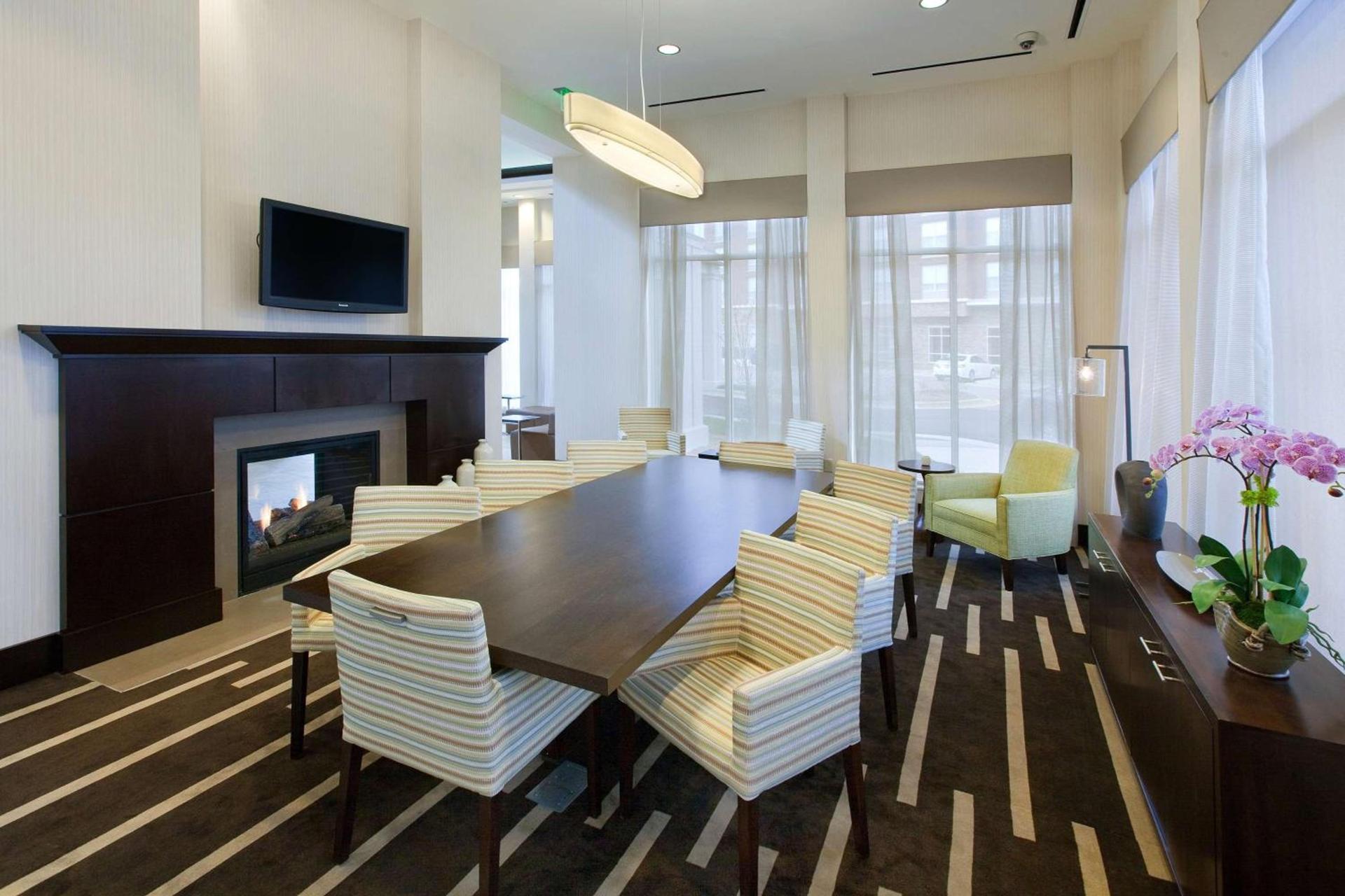 Hilton Garden Inn Raleigh Cary photo 5