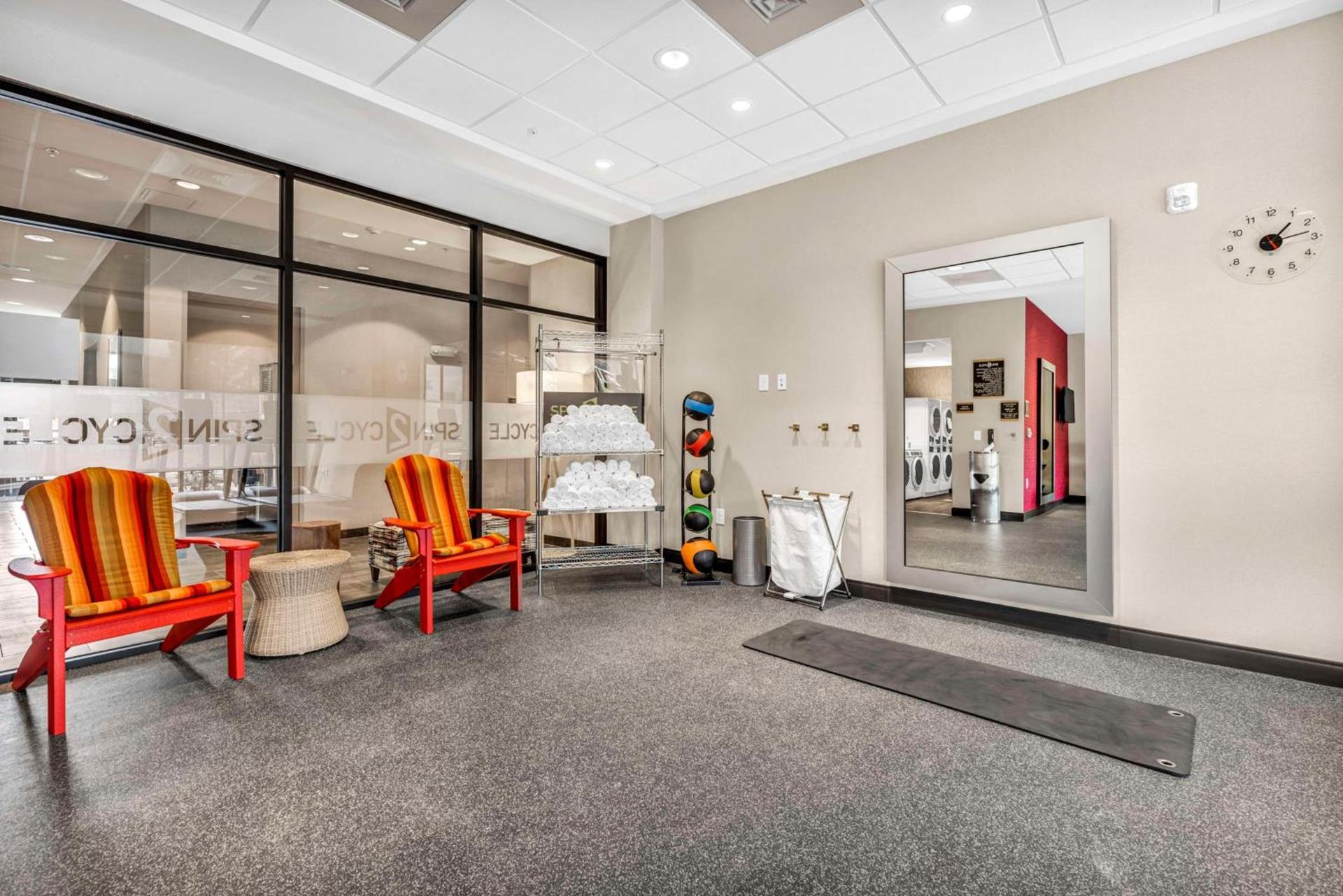 Home2 Suites by Hilton Raleigh West Lenovo Center photo 34