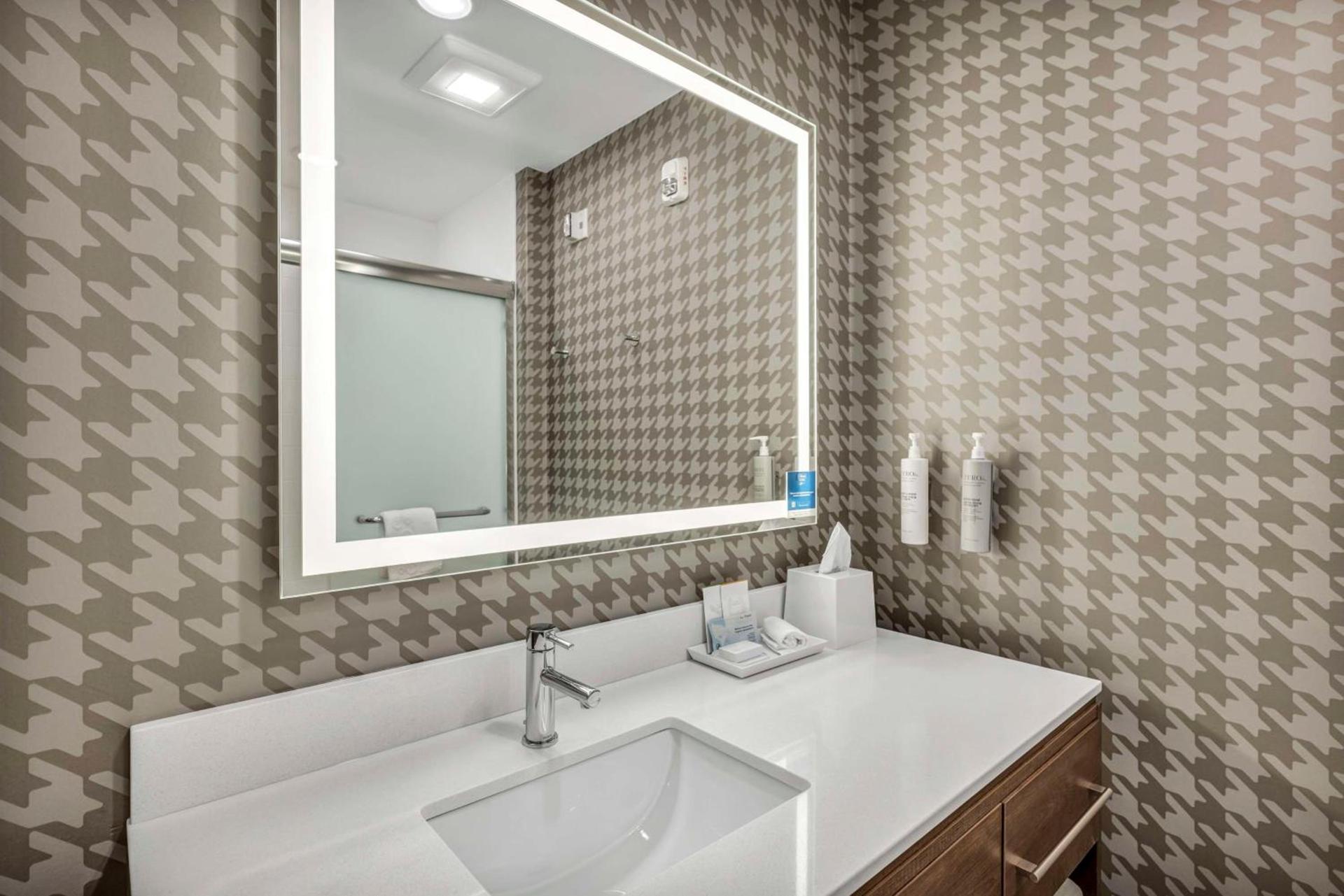 Home2 Suites by Hilton Raleigh West Lenovo Center photo 38