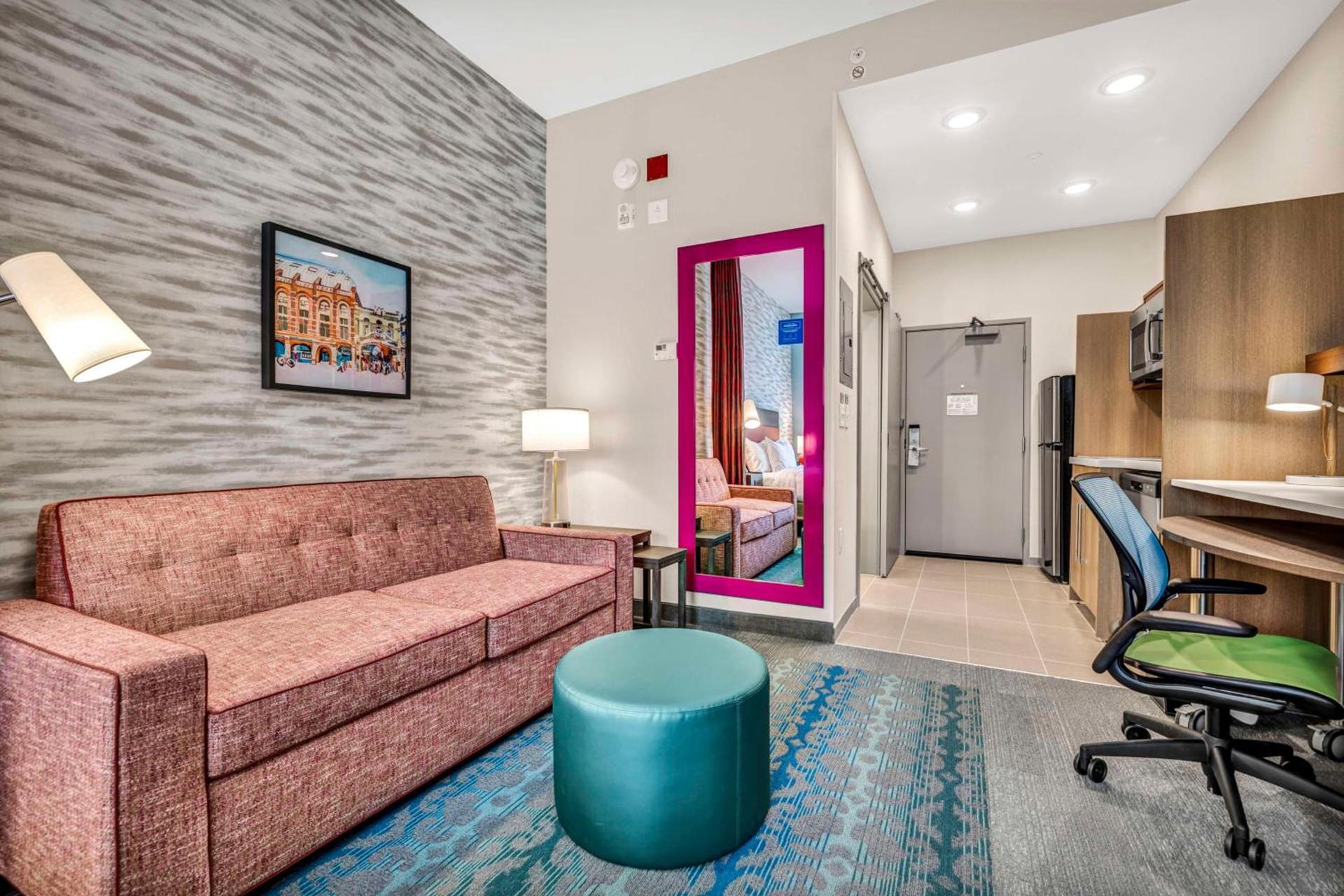 Home2 Suites by Hilton Raleigh West Lenovo Center photo 9