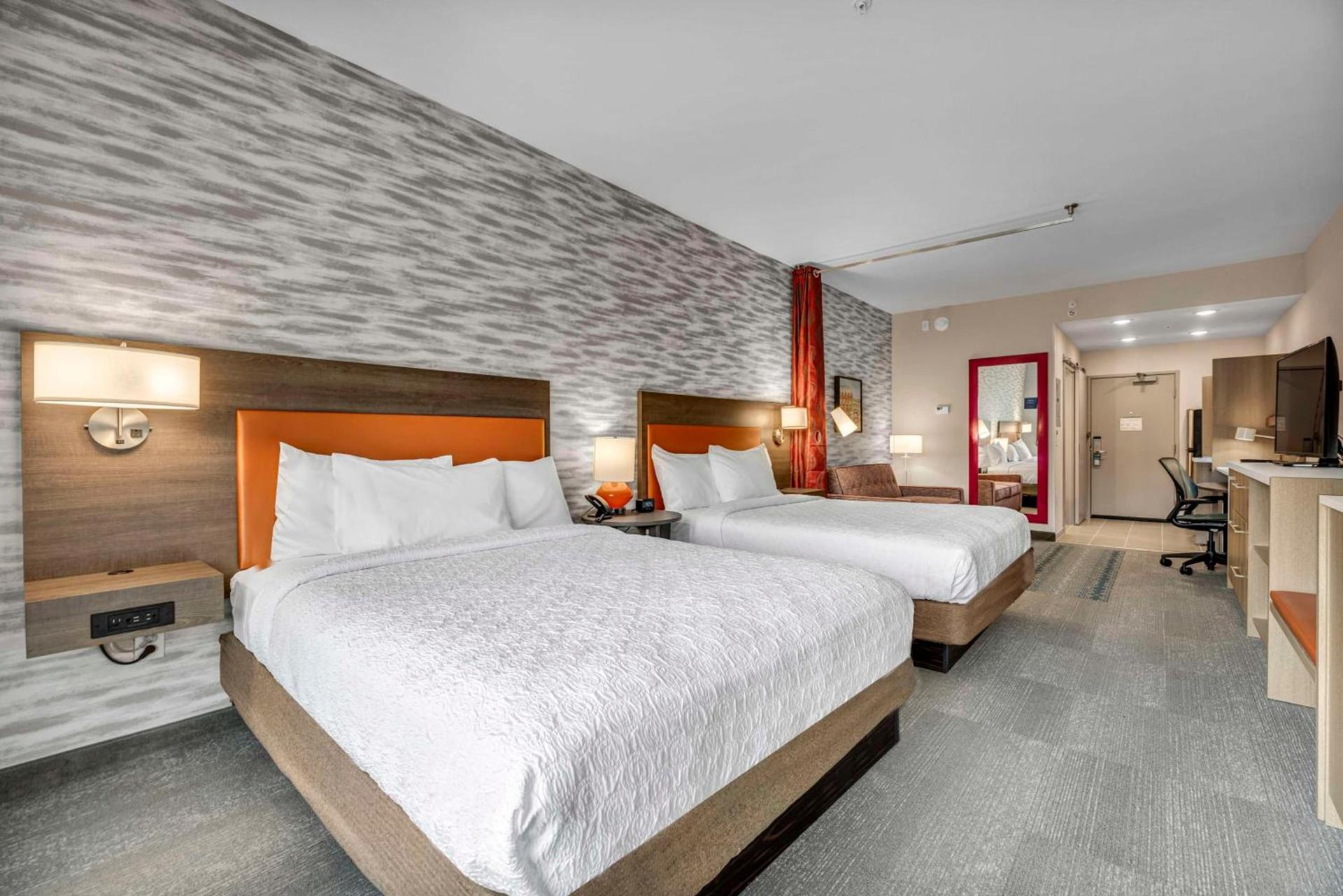 Home2 Suites by Hilton Raleigh West Lenovo Center photo 13