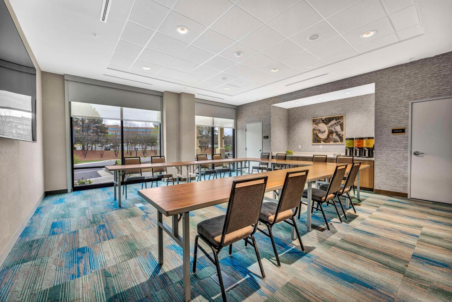 Home2 Suites by Hilton Raleigh West Lenovo Center photo 18