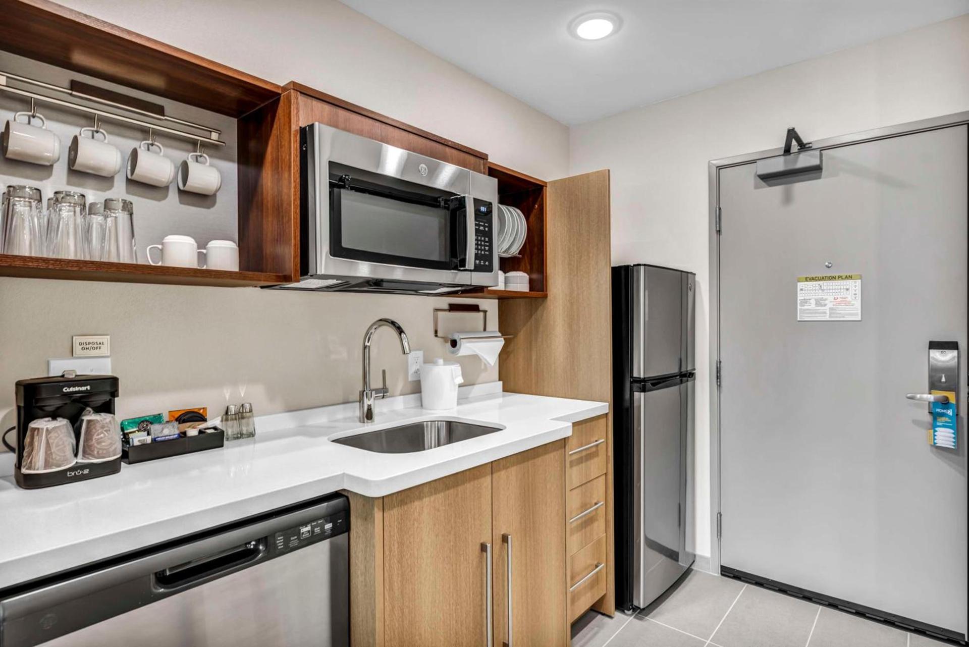 Home2 Suites by Hilton Raleigh West Lenovo Center photo 24