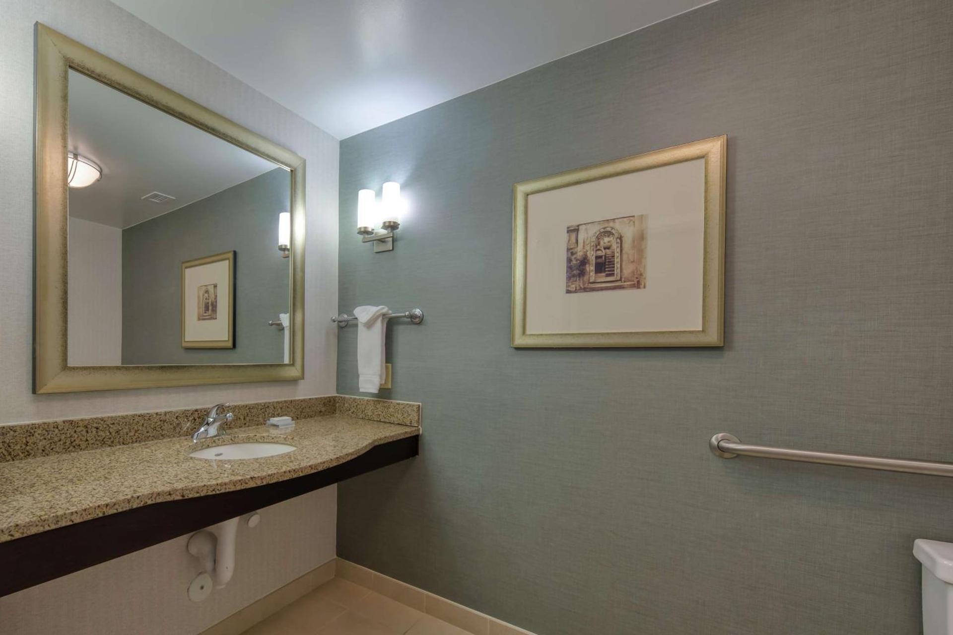 Hilton Garden Inn Durham Southpoint photo 29