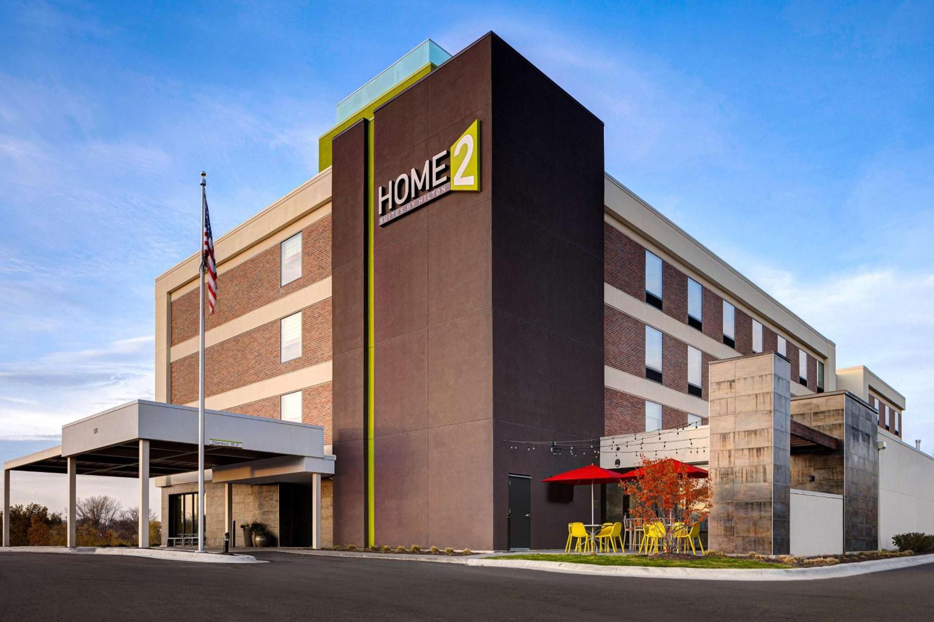 Home2 Suites By Hilton DeKalb photo 2