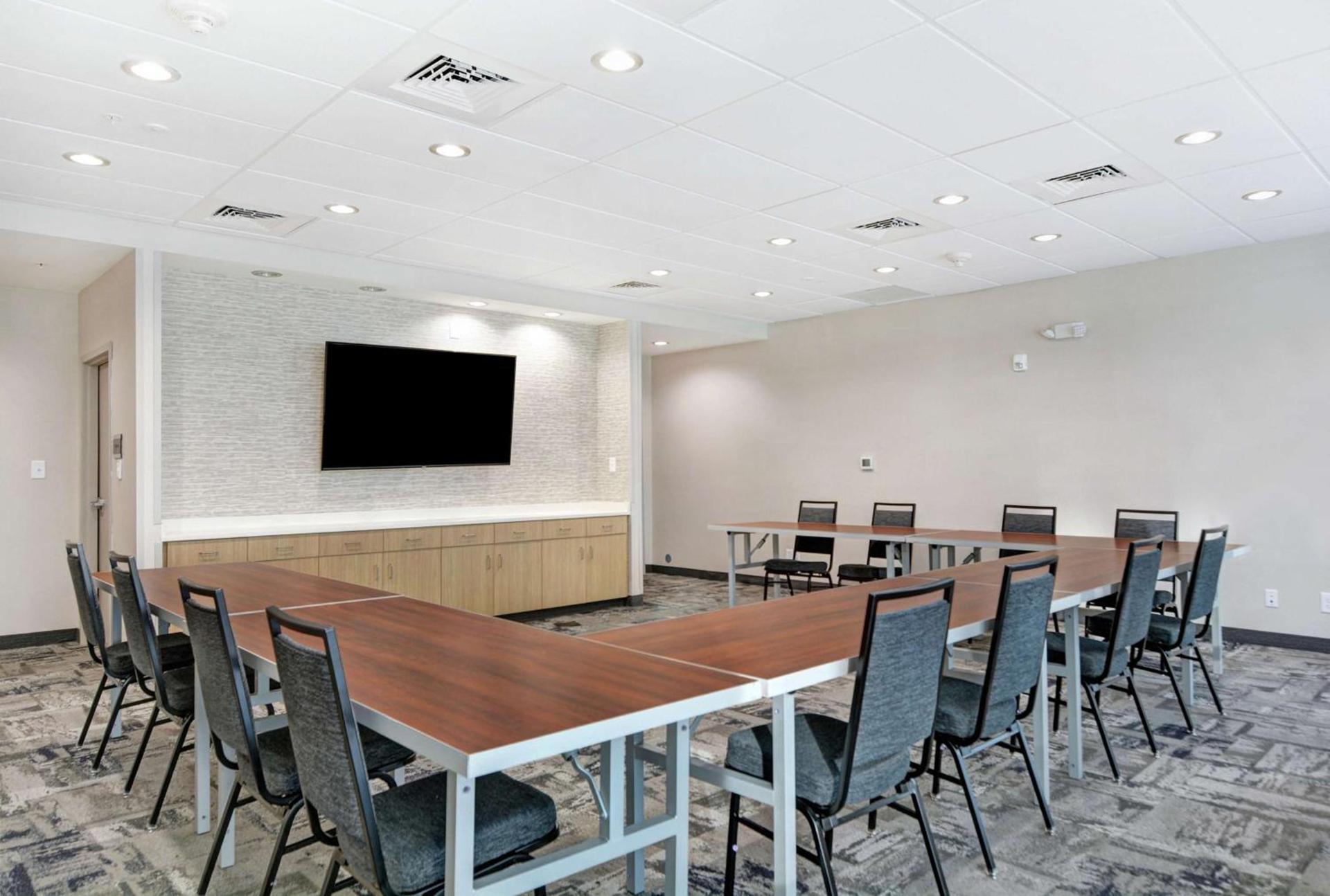 Home2 Suites By Hilton Raleigh Durham Airport RTP photo 22