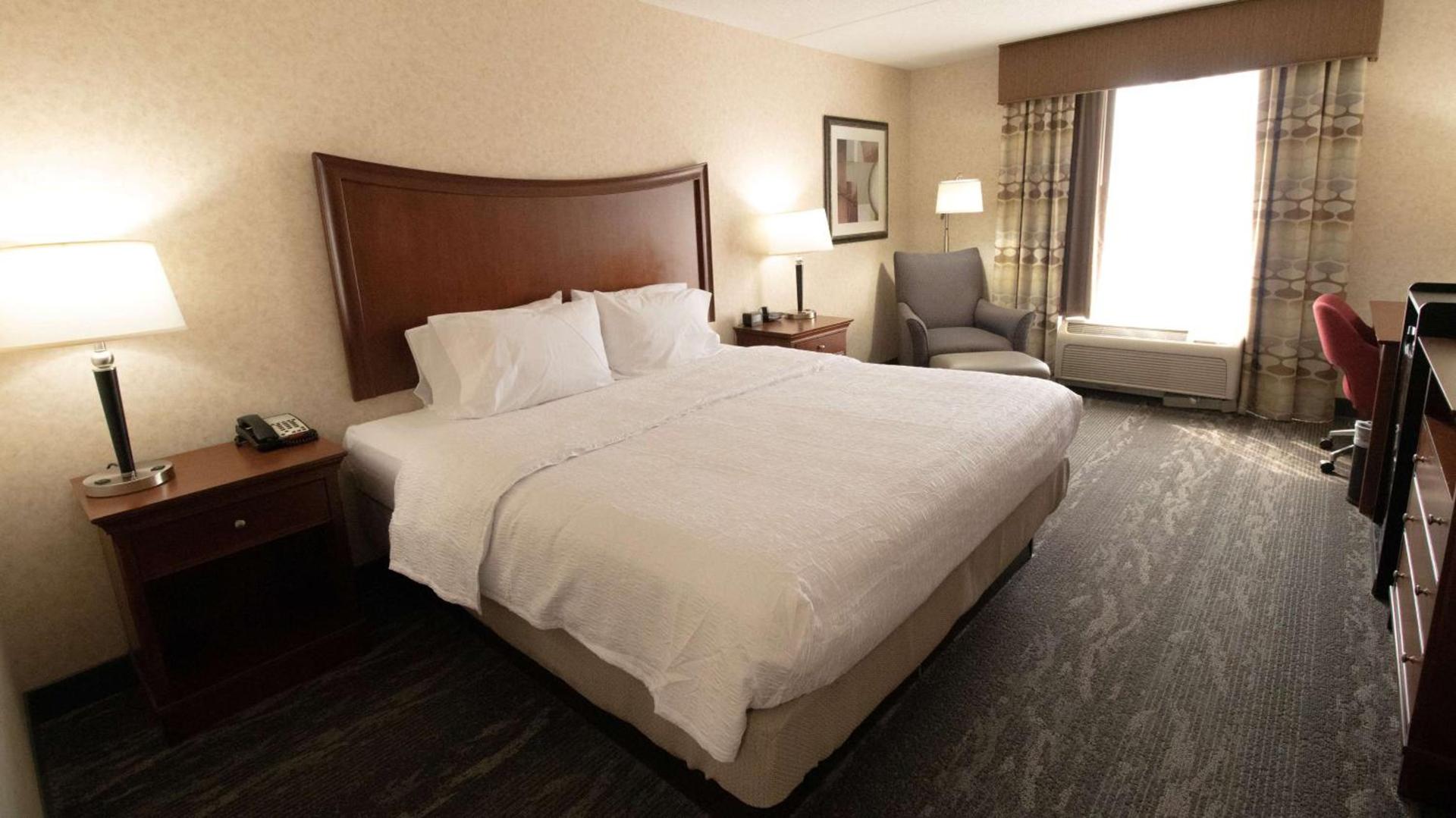 Hampton Inn & Suites Richmond/Virginia Center photo 13