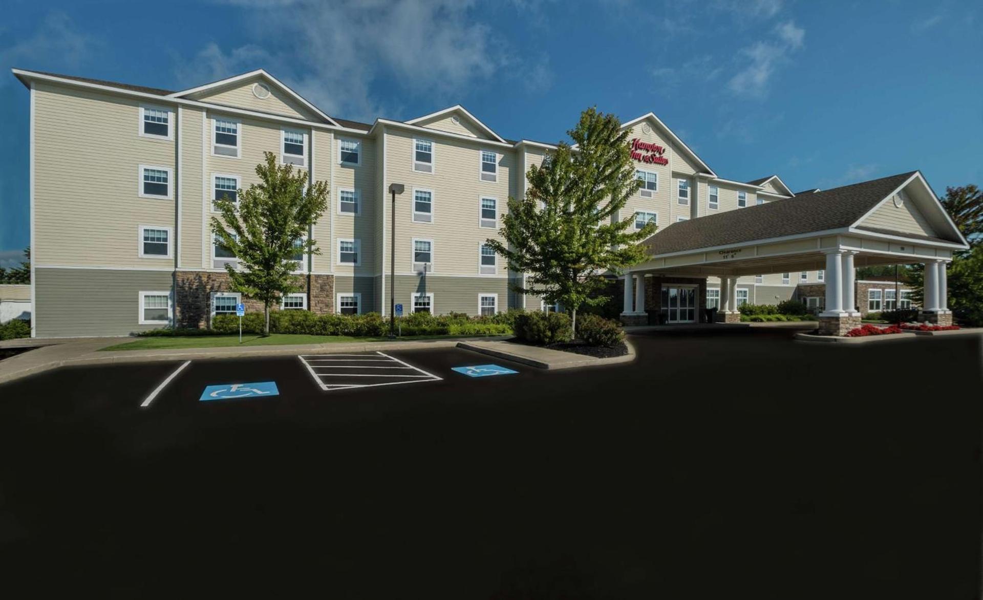 Hampton Inn & Suites Rockland photo 1
