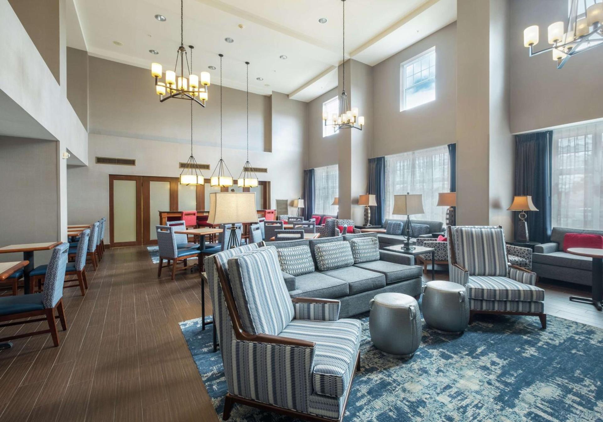Hampton Inn & Suites Rockland photo 4